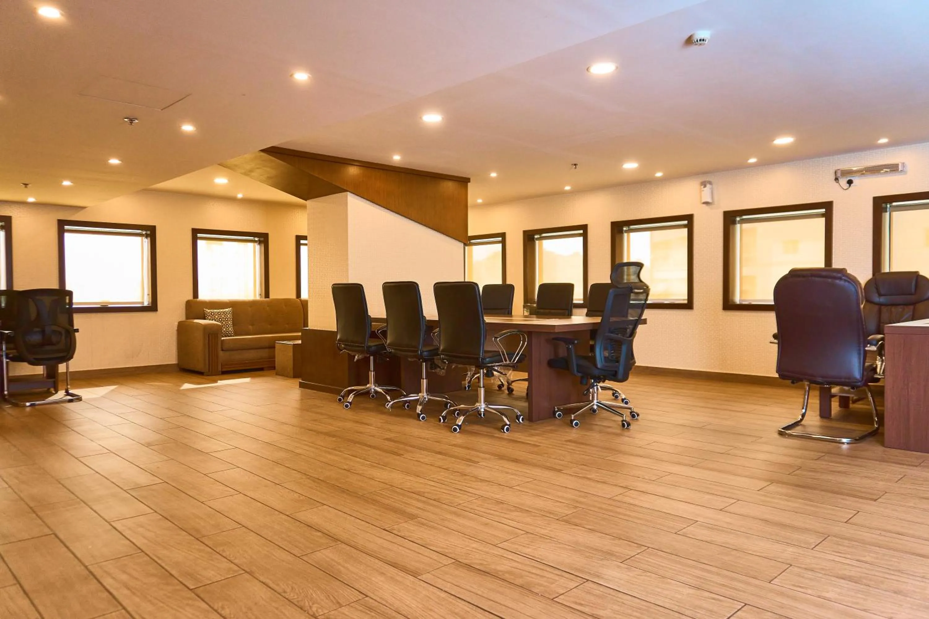 Meeting/conference room in Selat Al Bait Hotel