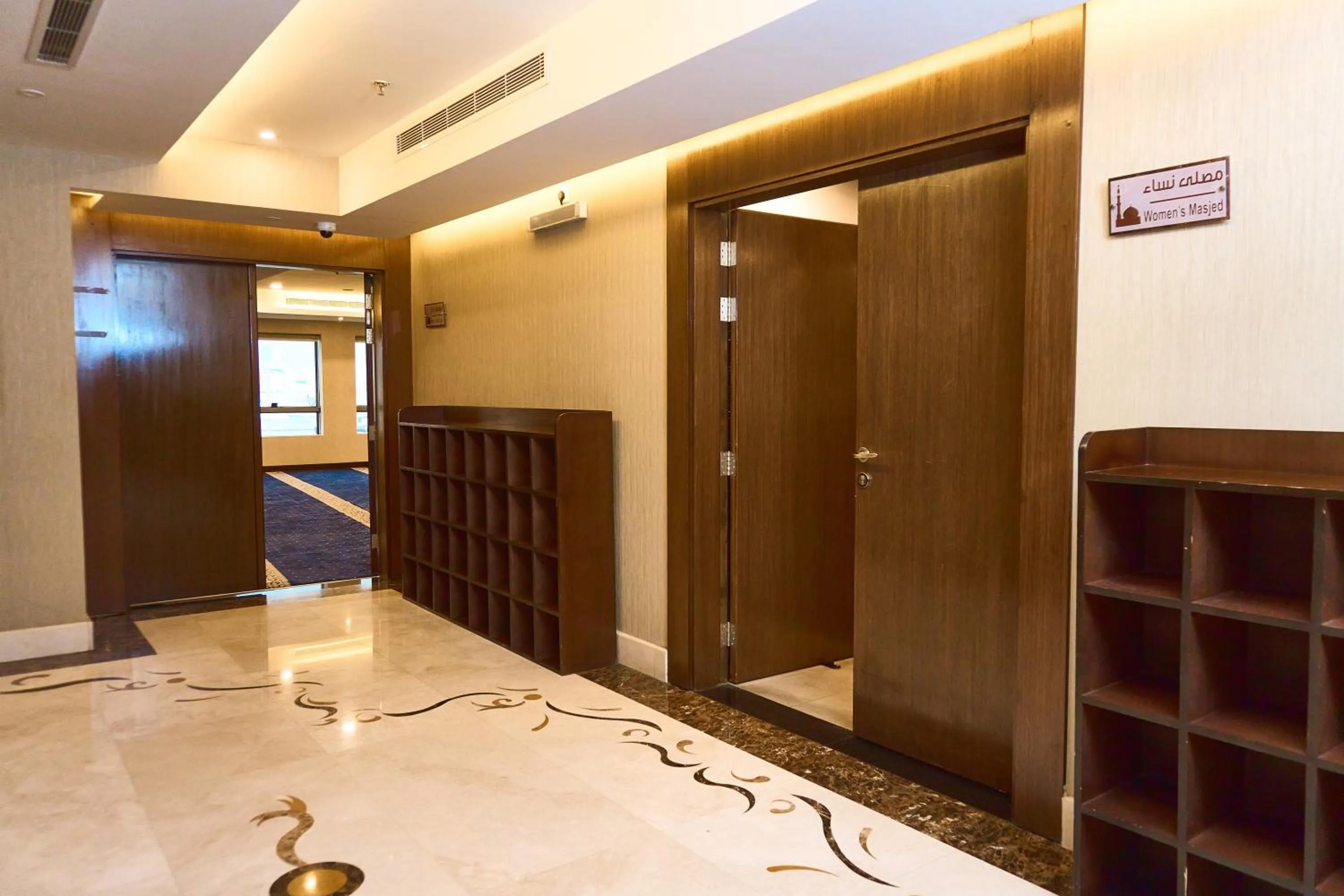 Meeting/conference room in Selat Al Bait Hotel