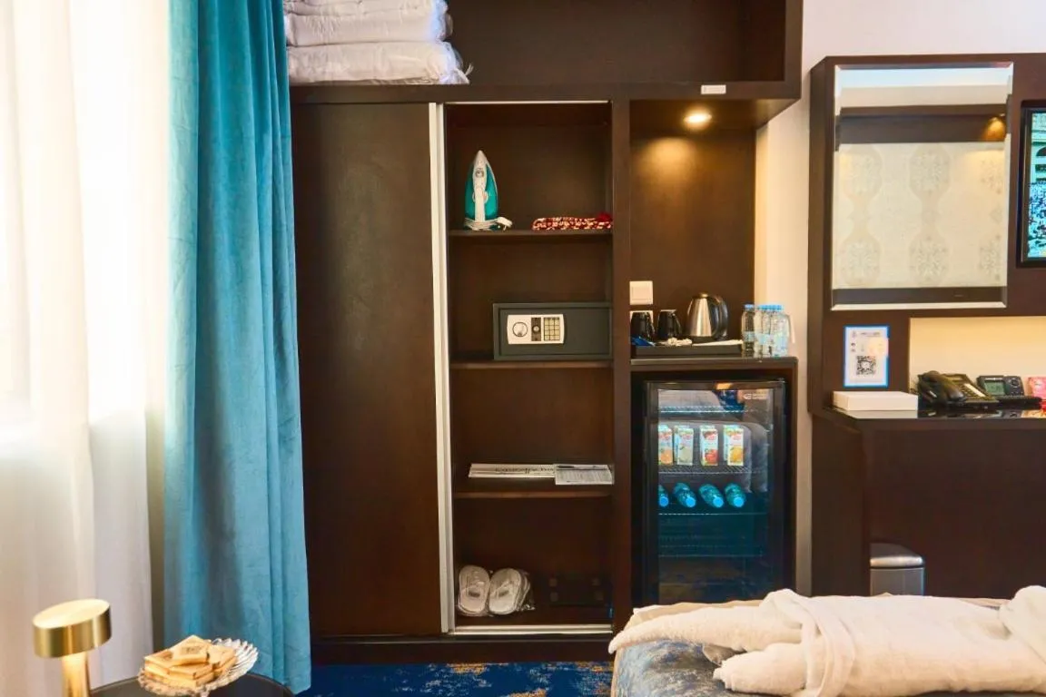 Bed in Selat Al Bait Hotel