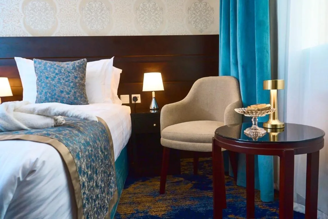 Bed in Selat Al Bait Hotel