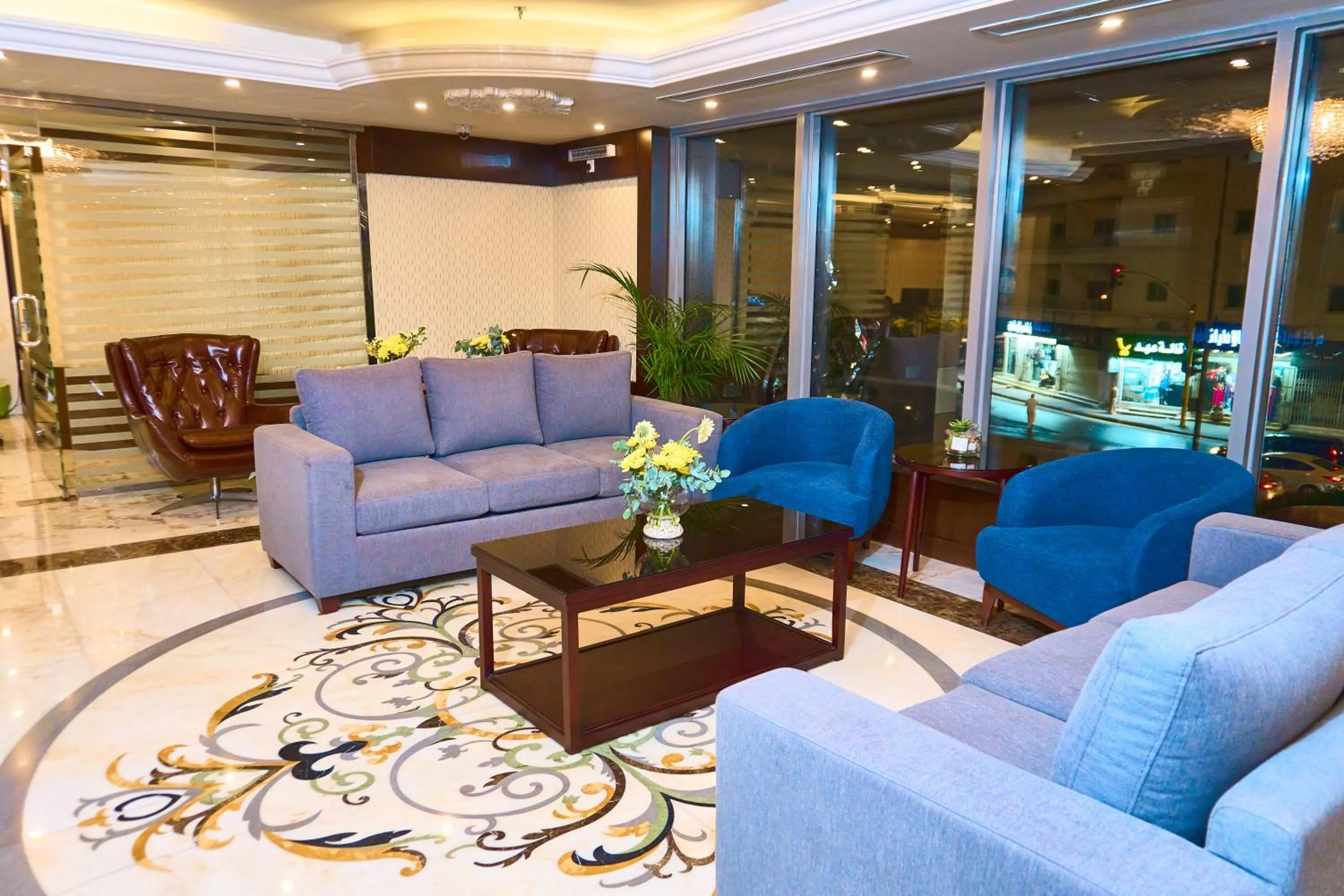 Seating area in Selat Al Bait Hotel
