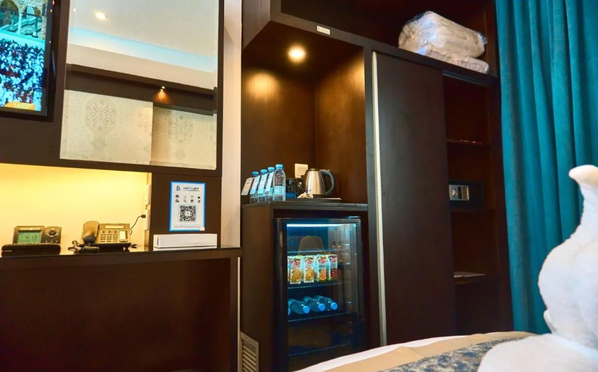 Bed in Selat Al Bait Hotel