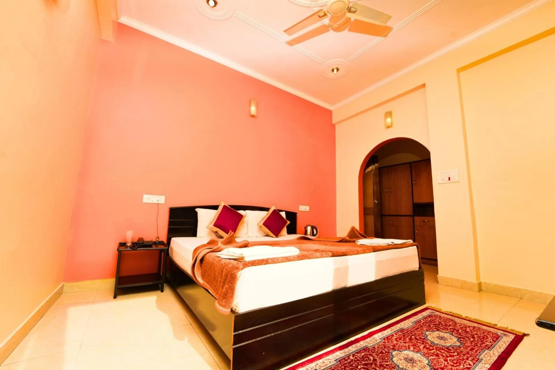 Bed in Shivalik River Retreat