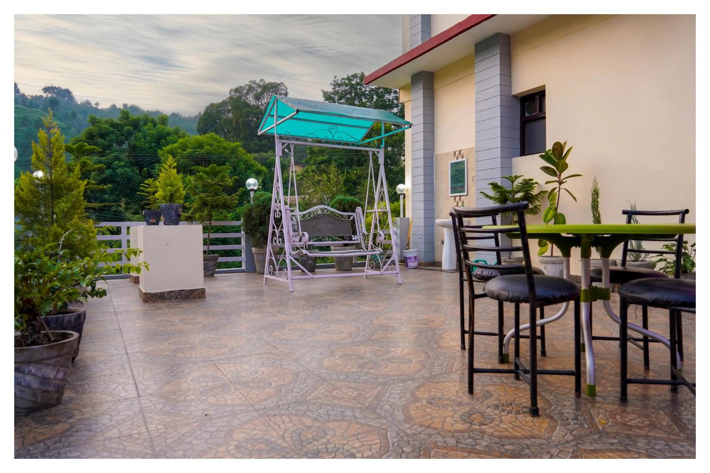 Shivalik River Retreat