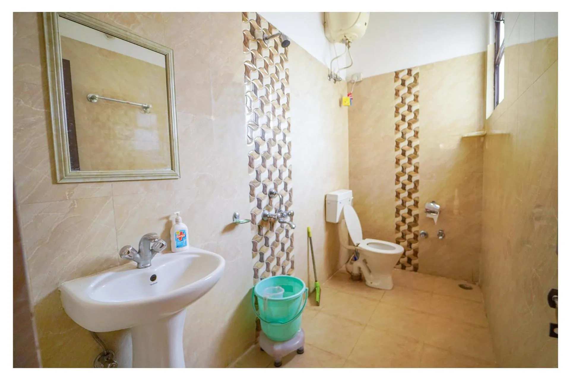 Shivalik River Retreat