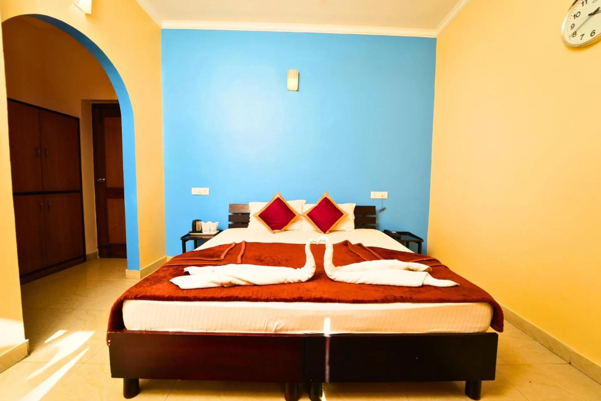 Bed in Shivalik River Retreat