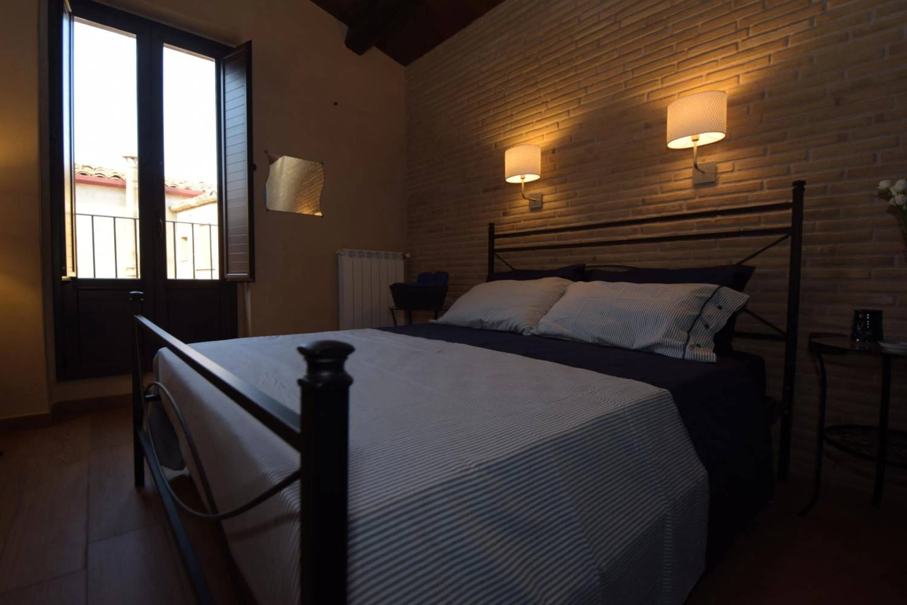 Photo of the whole room, Bed in Antichi Quartieri