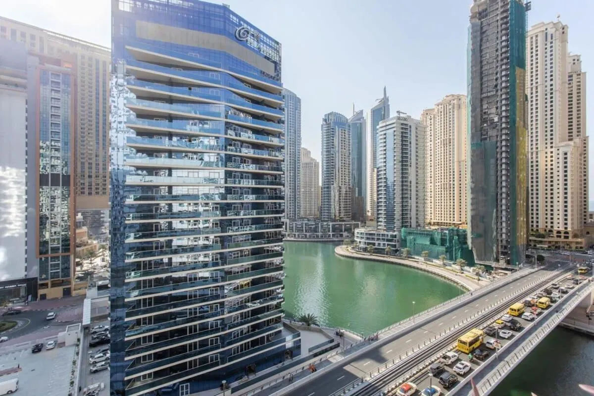 Frank Porter - Marina Views Tower B