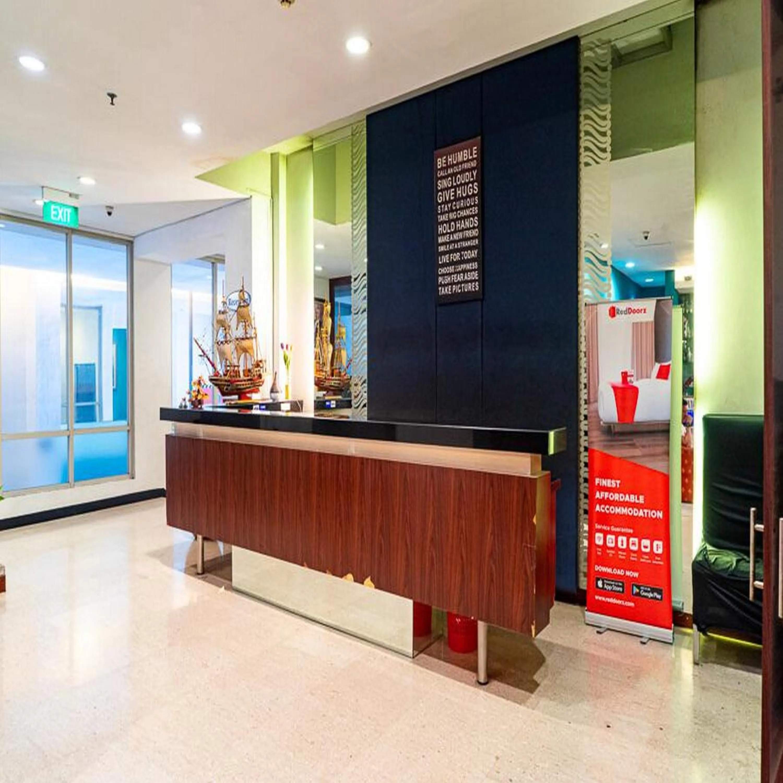 Lobby or reception in RedDoorz Plus at Blue Pacific Blok M