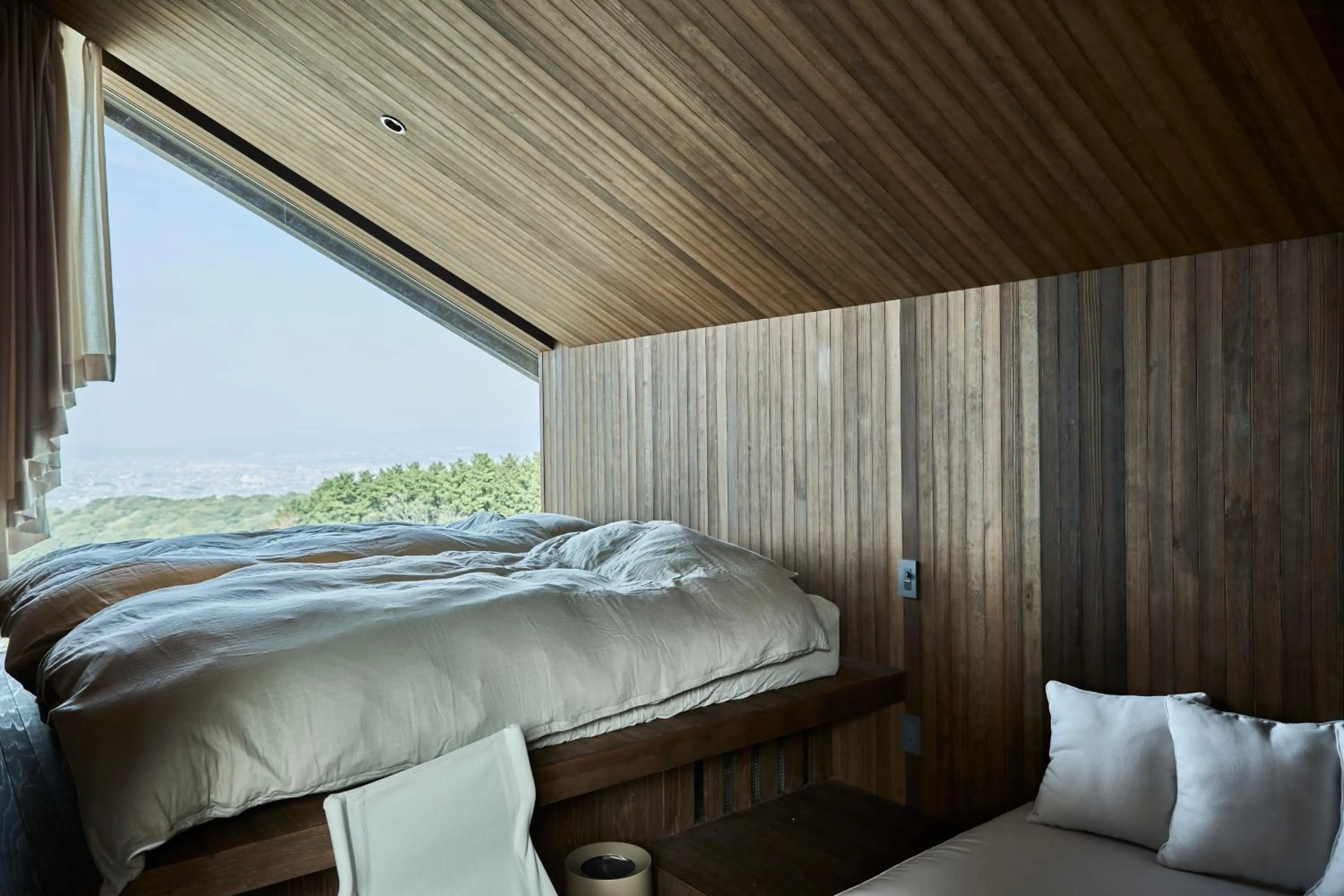 Bedroom, Bed in Snow Peak YAKEI SUITE ABURAYAMA FUKUOKA