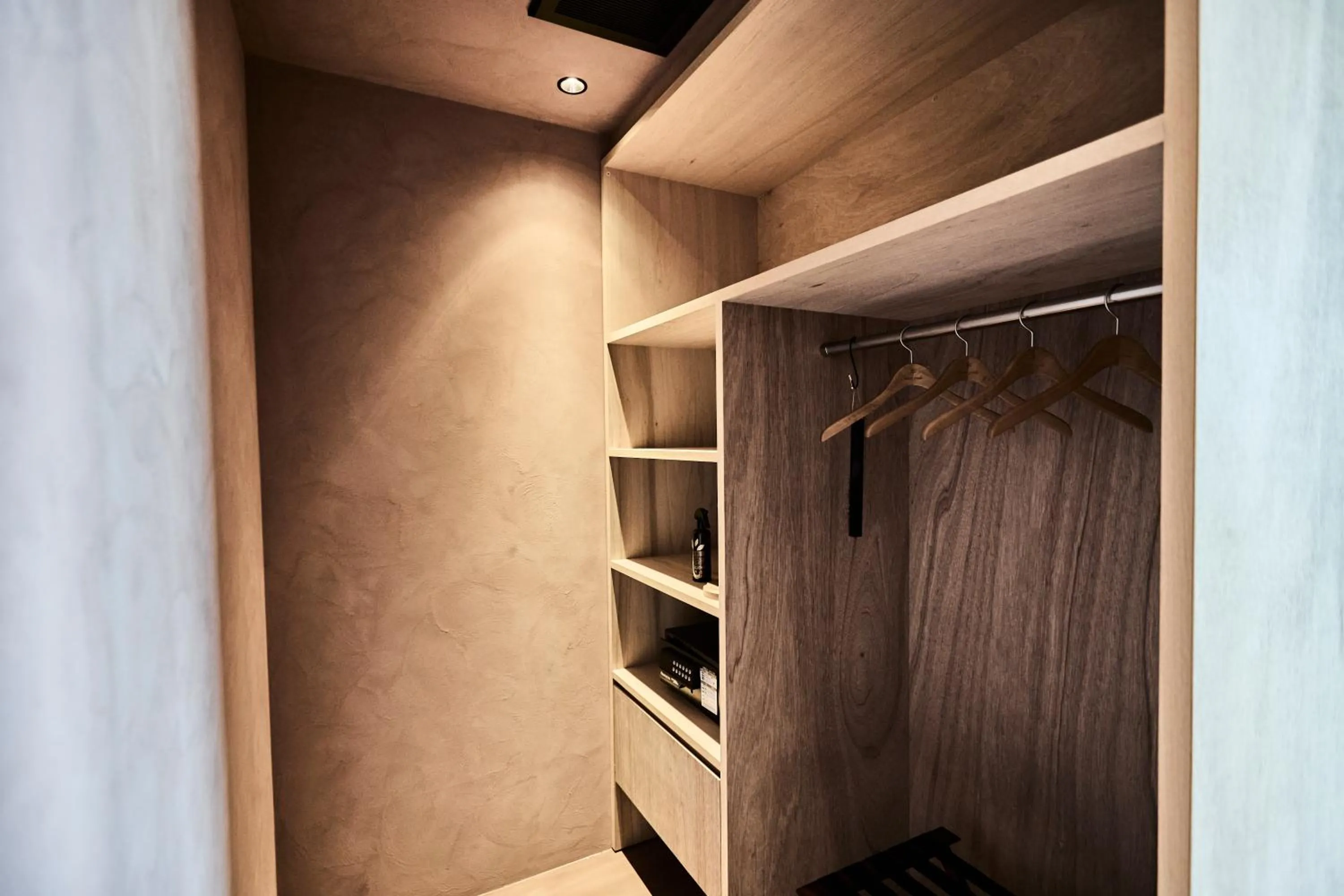 storage in Snow Peak YAKEI SUITE ABURAYAMA FUKUOKA