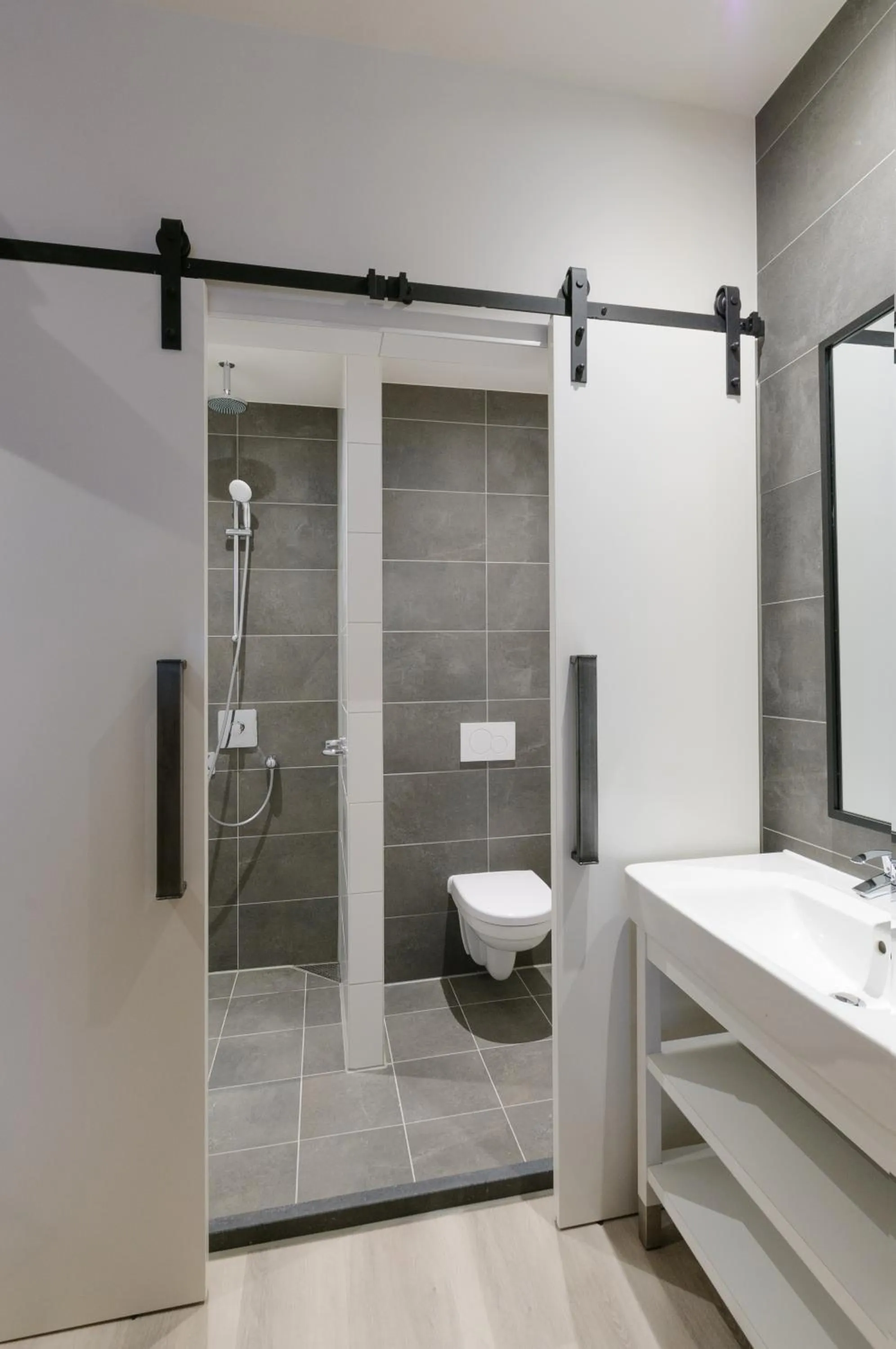 Shower in Hotel De Rustende Jager