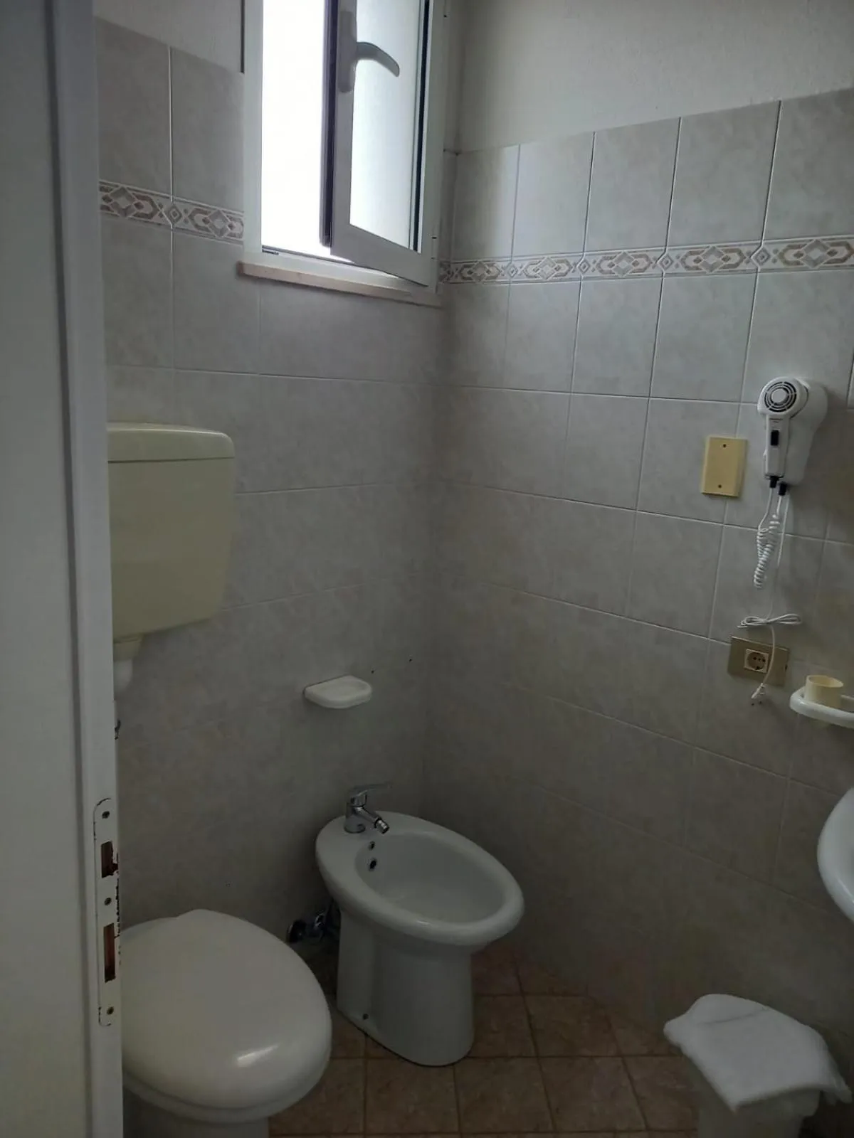 Toilet in Hotel Serafini Misano Adriatico