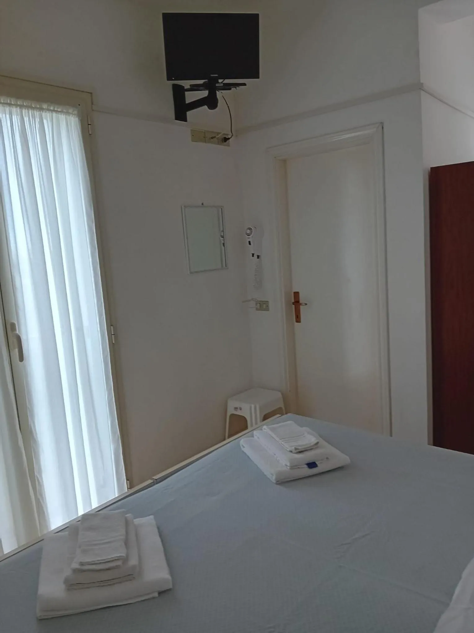 TV and multimedia, Bed in Hotel Serafini Misano Adriatico