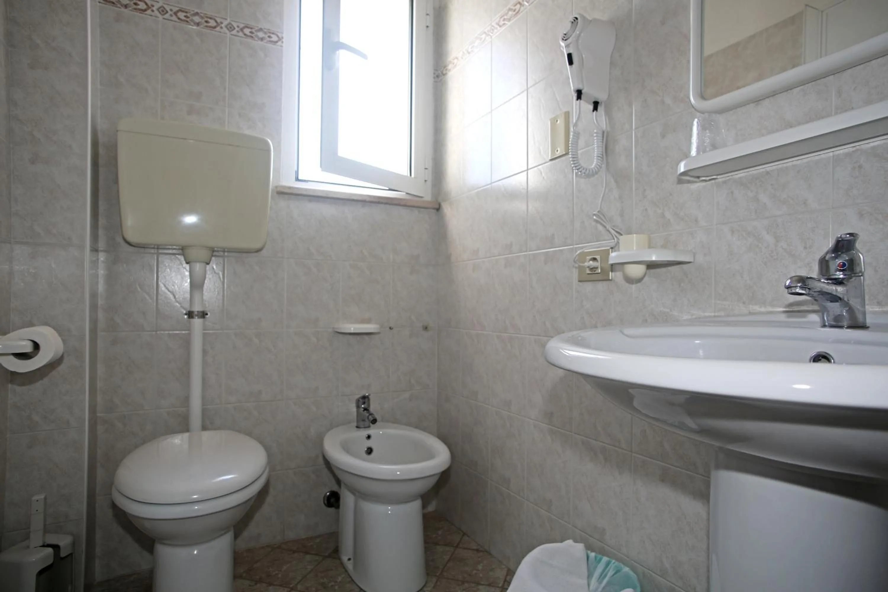 Bathroom in Hotel Serafini Misano Adriatico