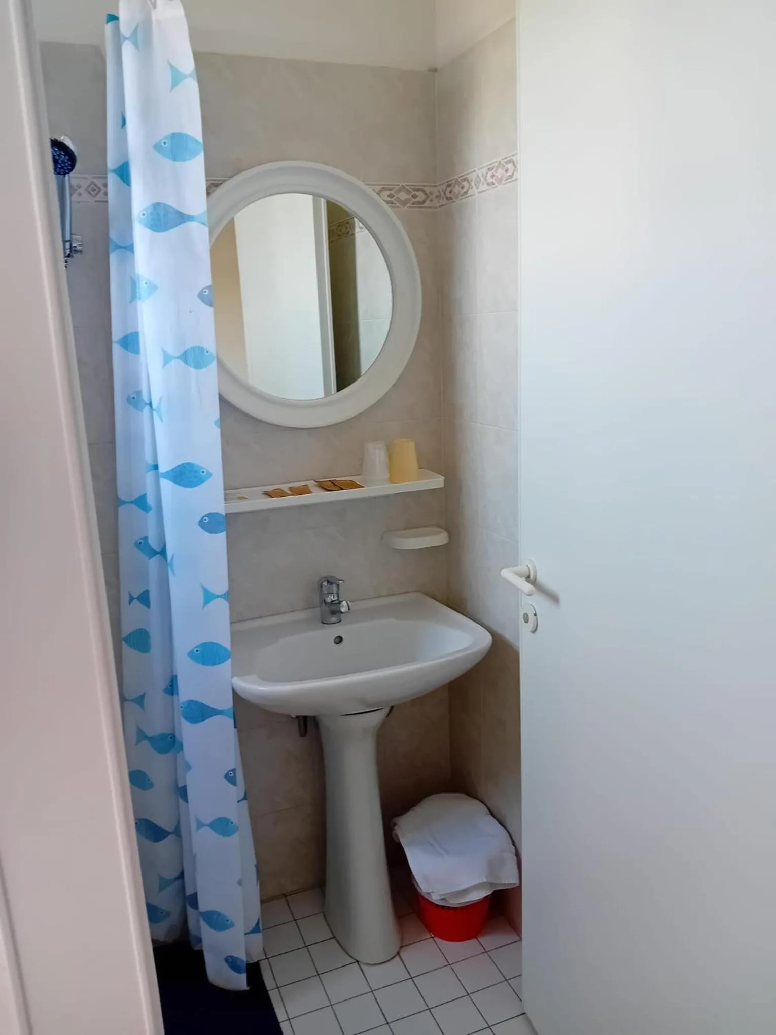 Shower in Hotel Serafini Misano Adriatico