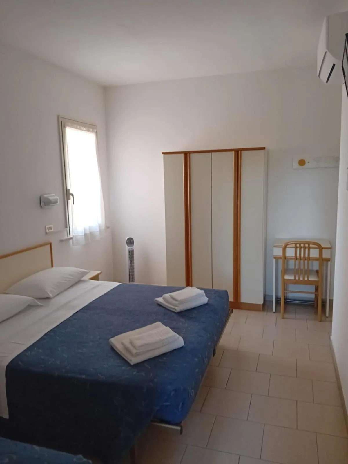 Bedroom, Bed in Hotel Serafini Misano Adriatico