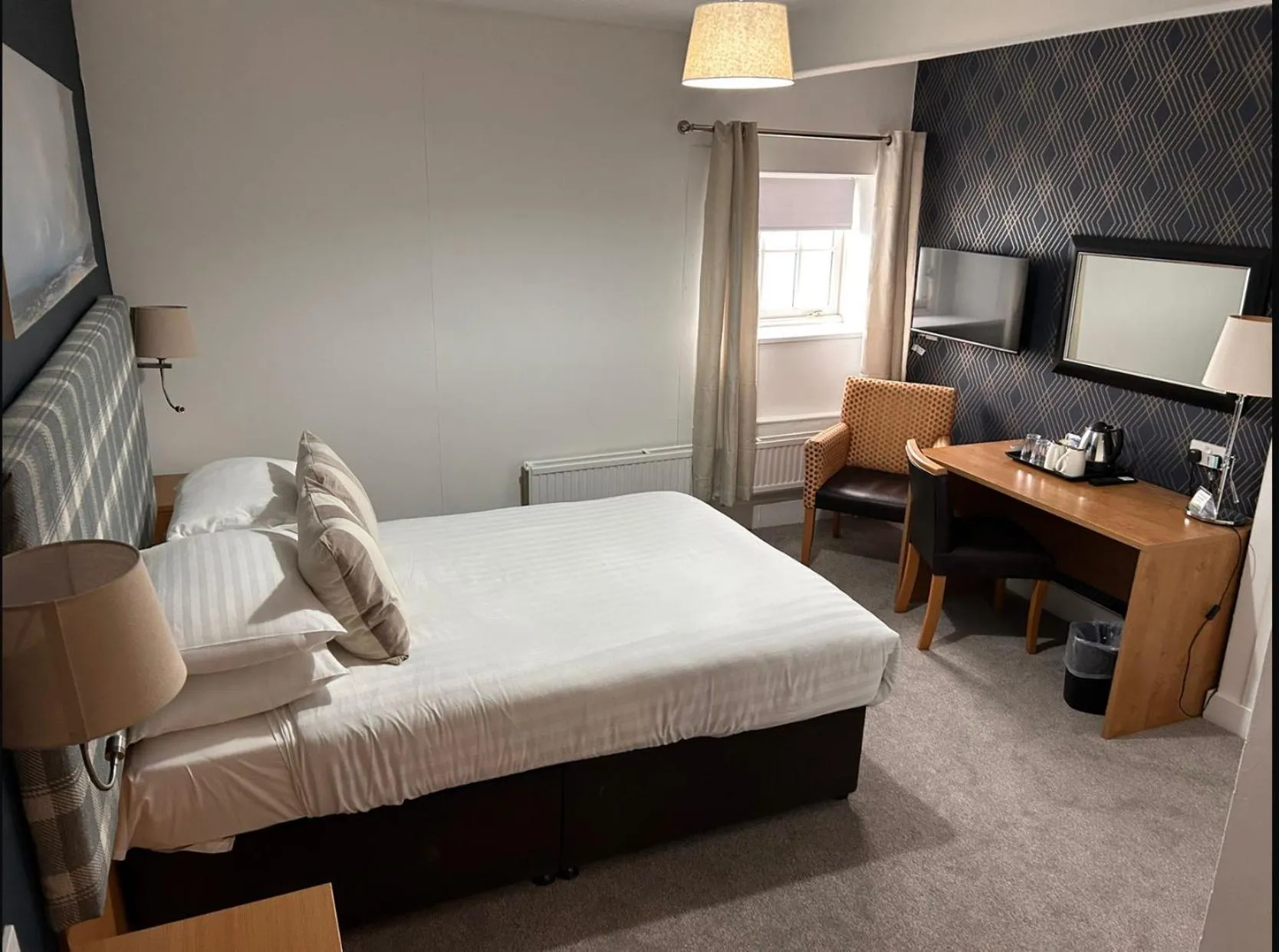 Bedroom, Bed in THE LORD NELSON HOTEL