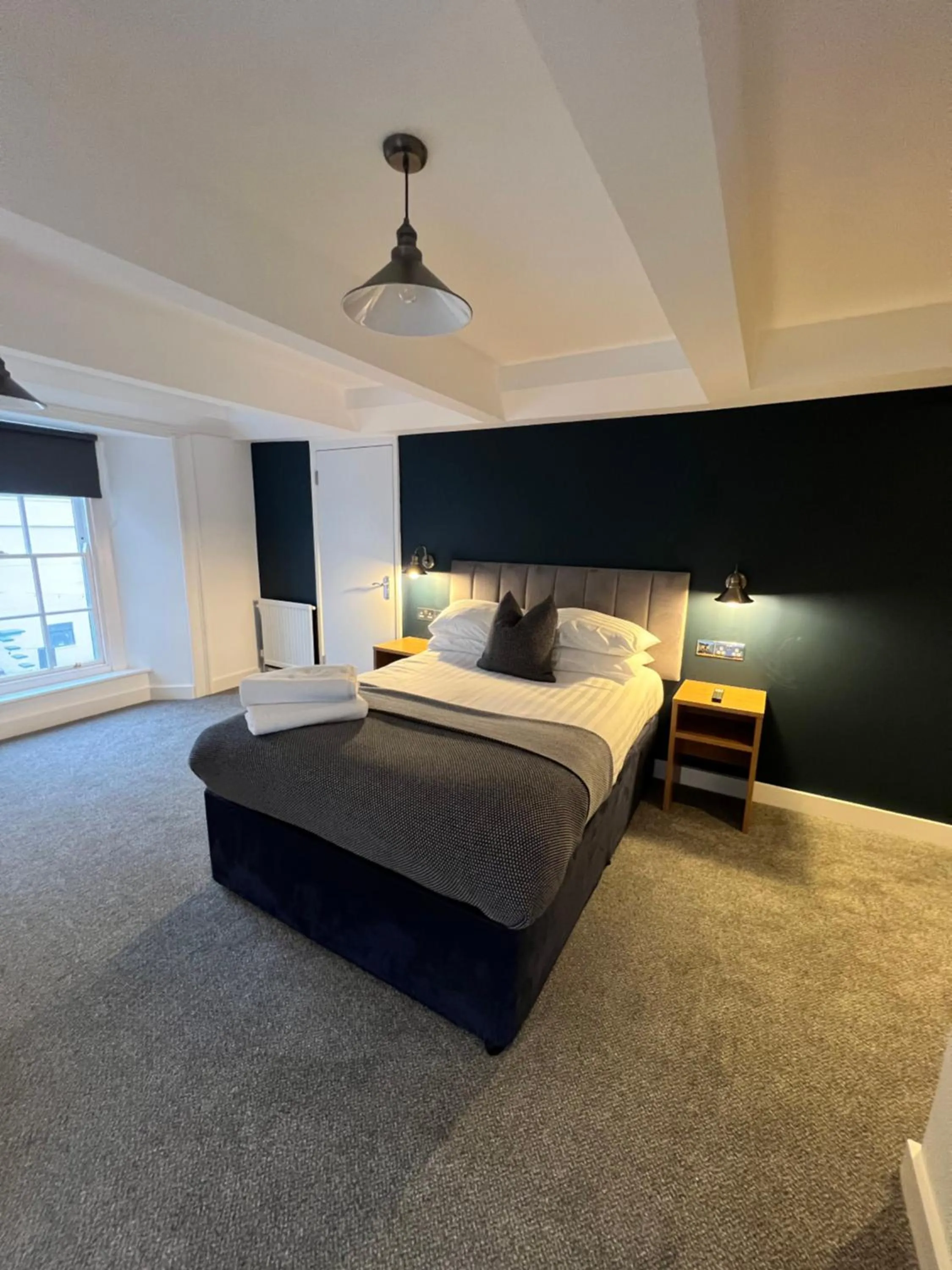 Bedroom, Bed in THE LORD NELSON HOTEL