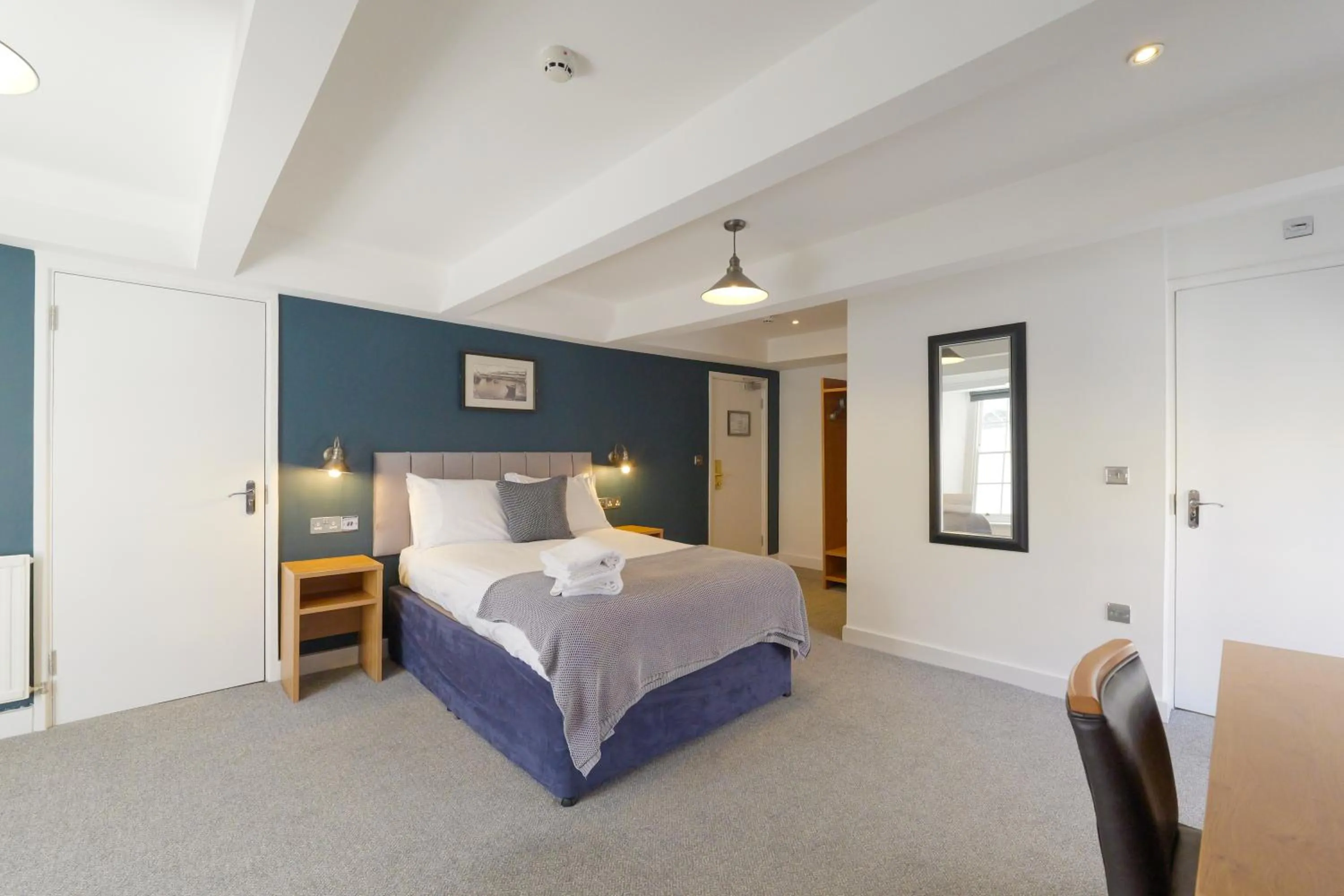 Bedroom, Bed in THE LORD NELSON HOTEL