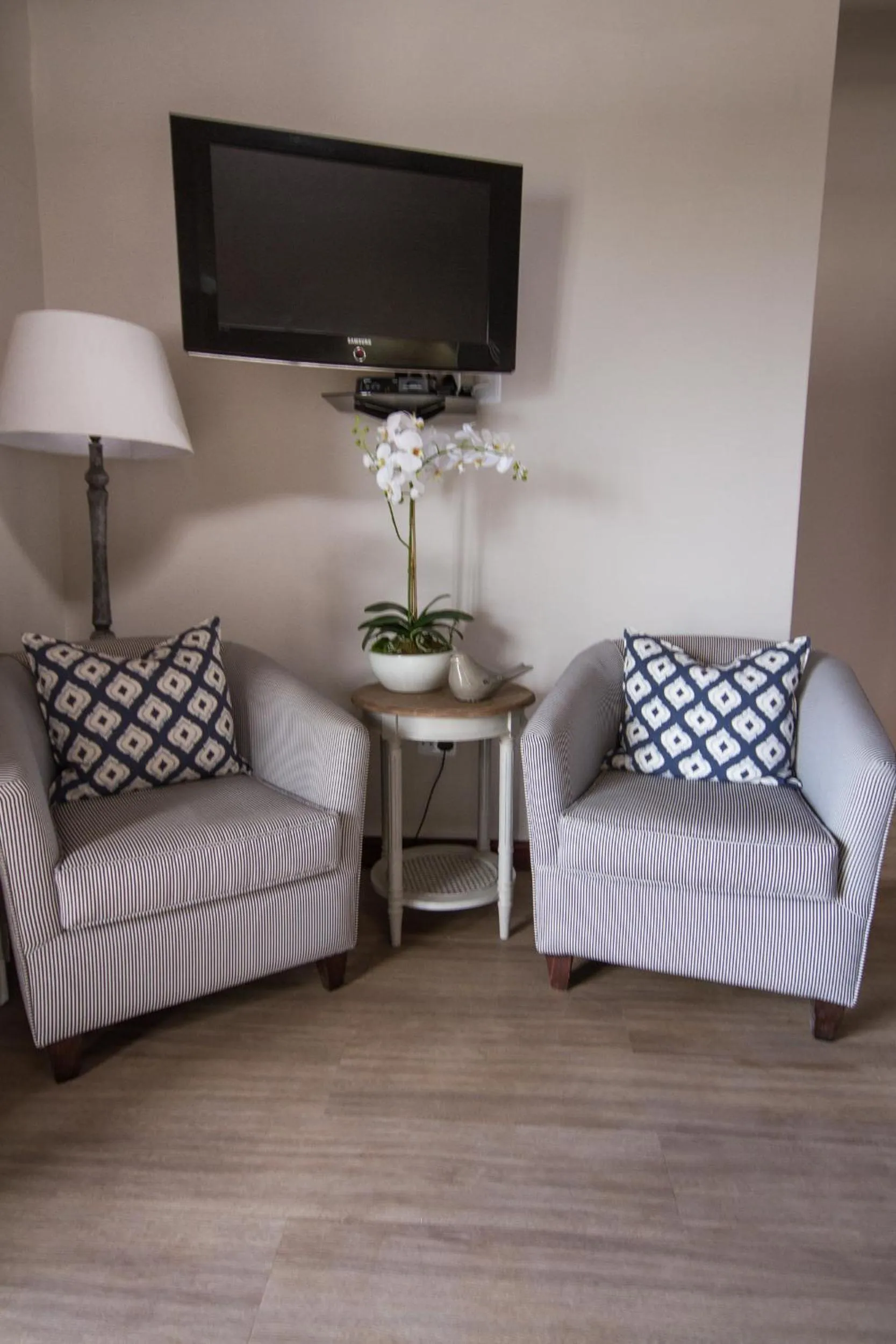Seating area in Little Rock Guesthouse