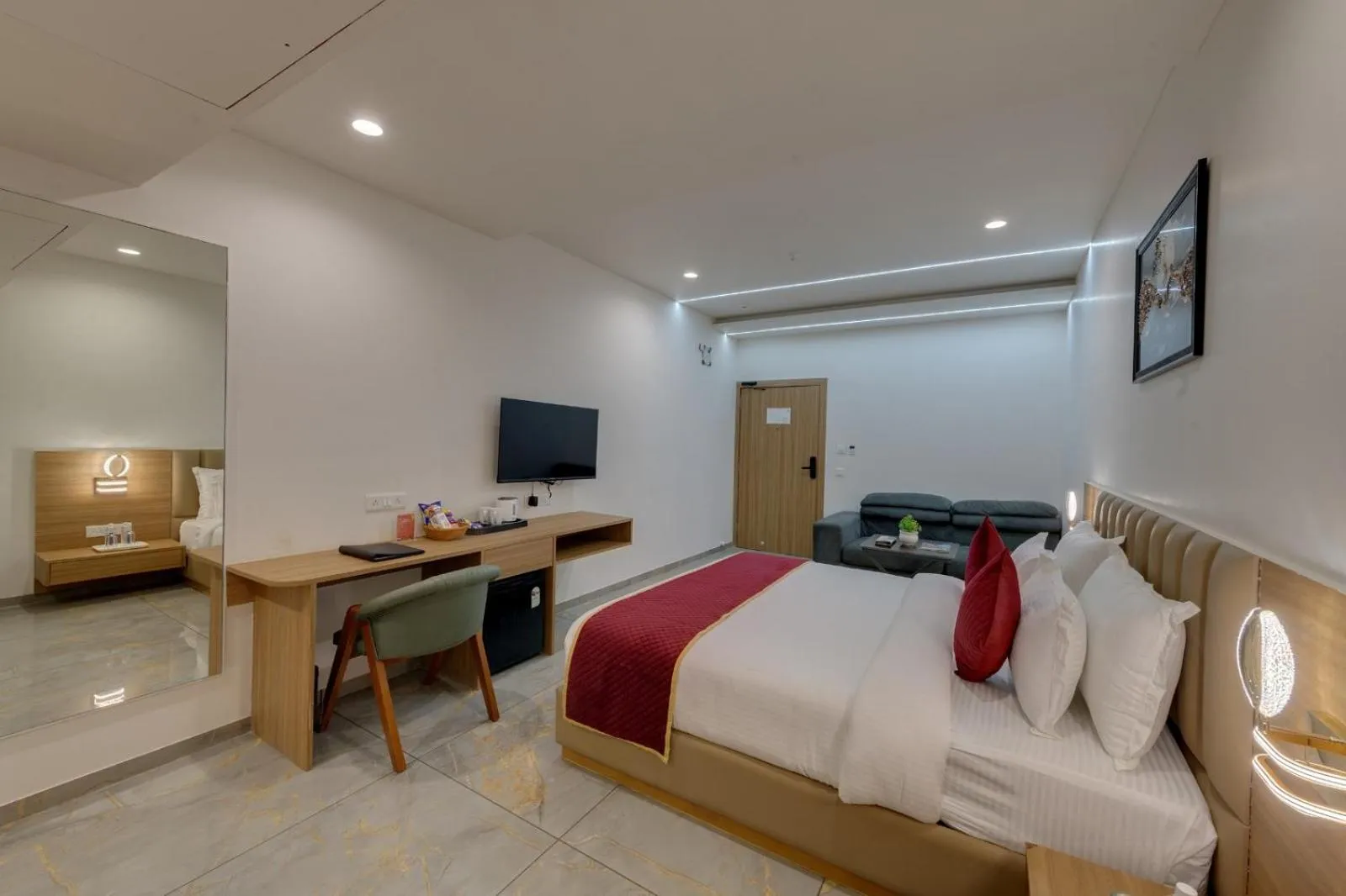 Bed in Comfort Inn Sapphire Chandkheda, Ahmedabad