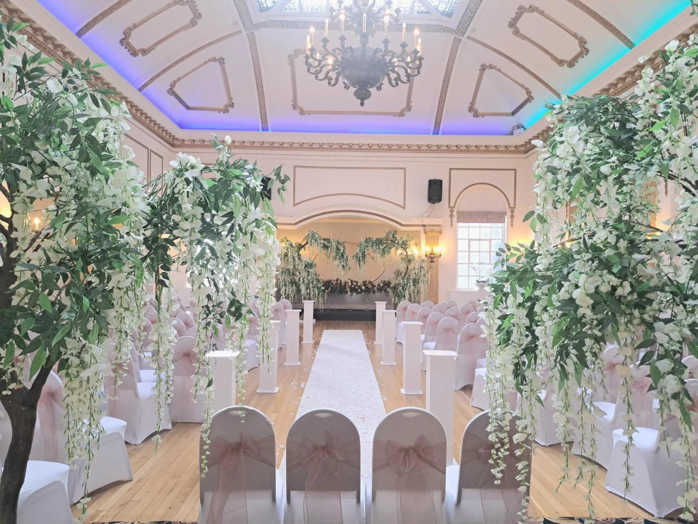 wedding in Prince Of Wales Hotel