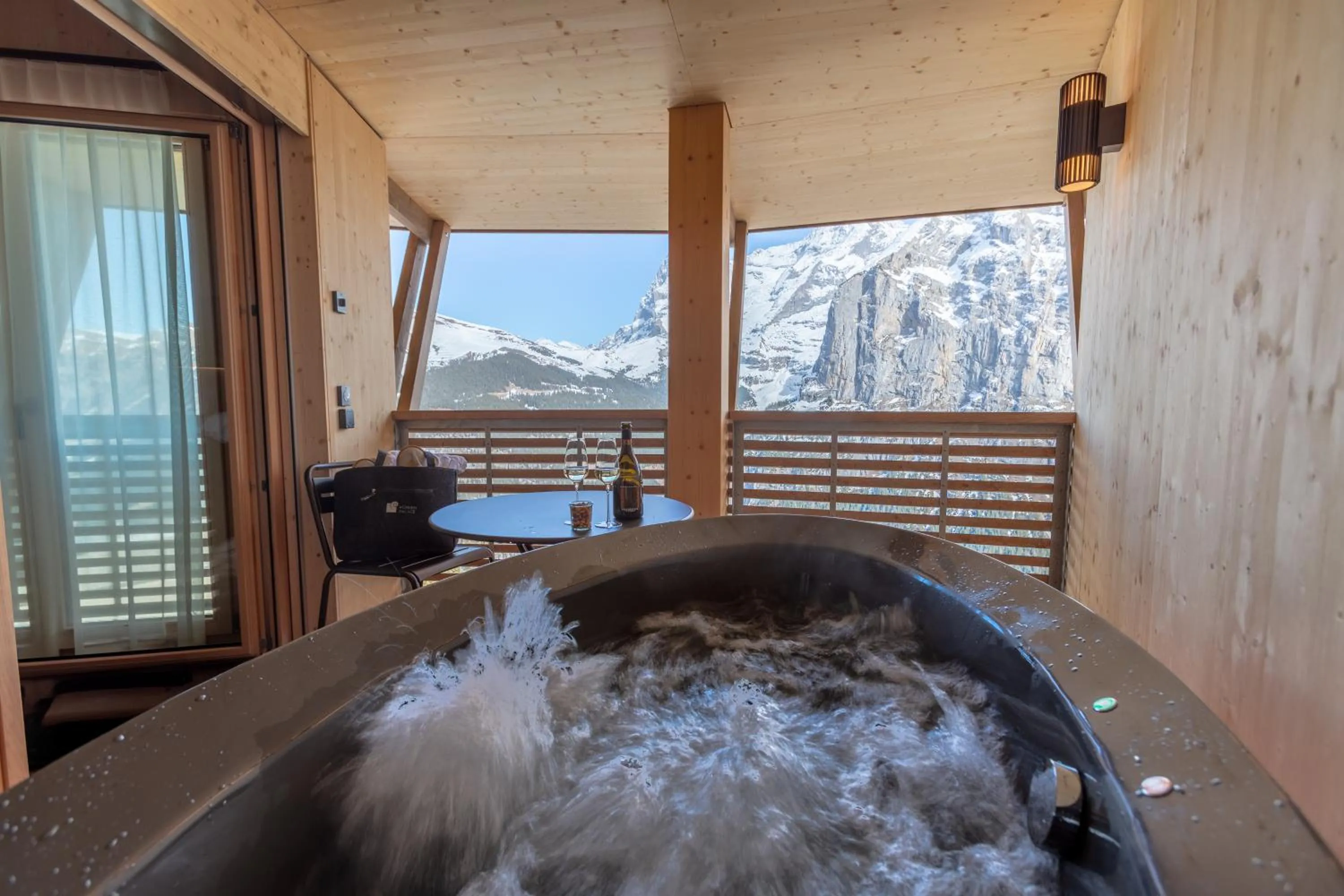 Hot Tub in Hotel Mürren Palace