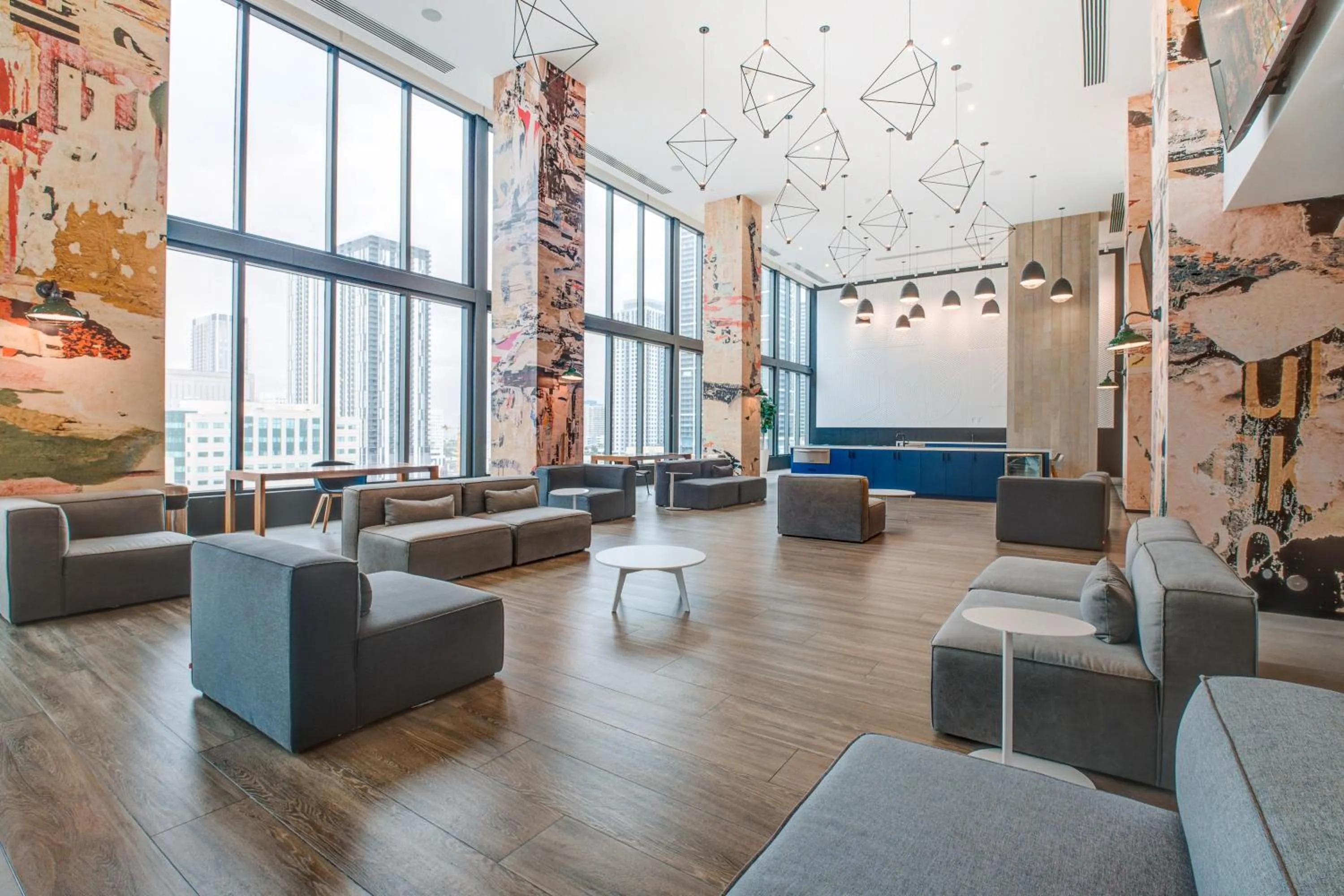 Communal lounge/ TV room in Sentral Alea Miami