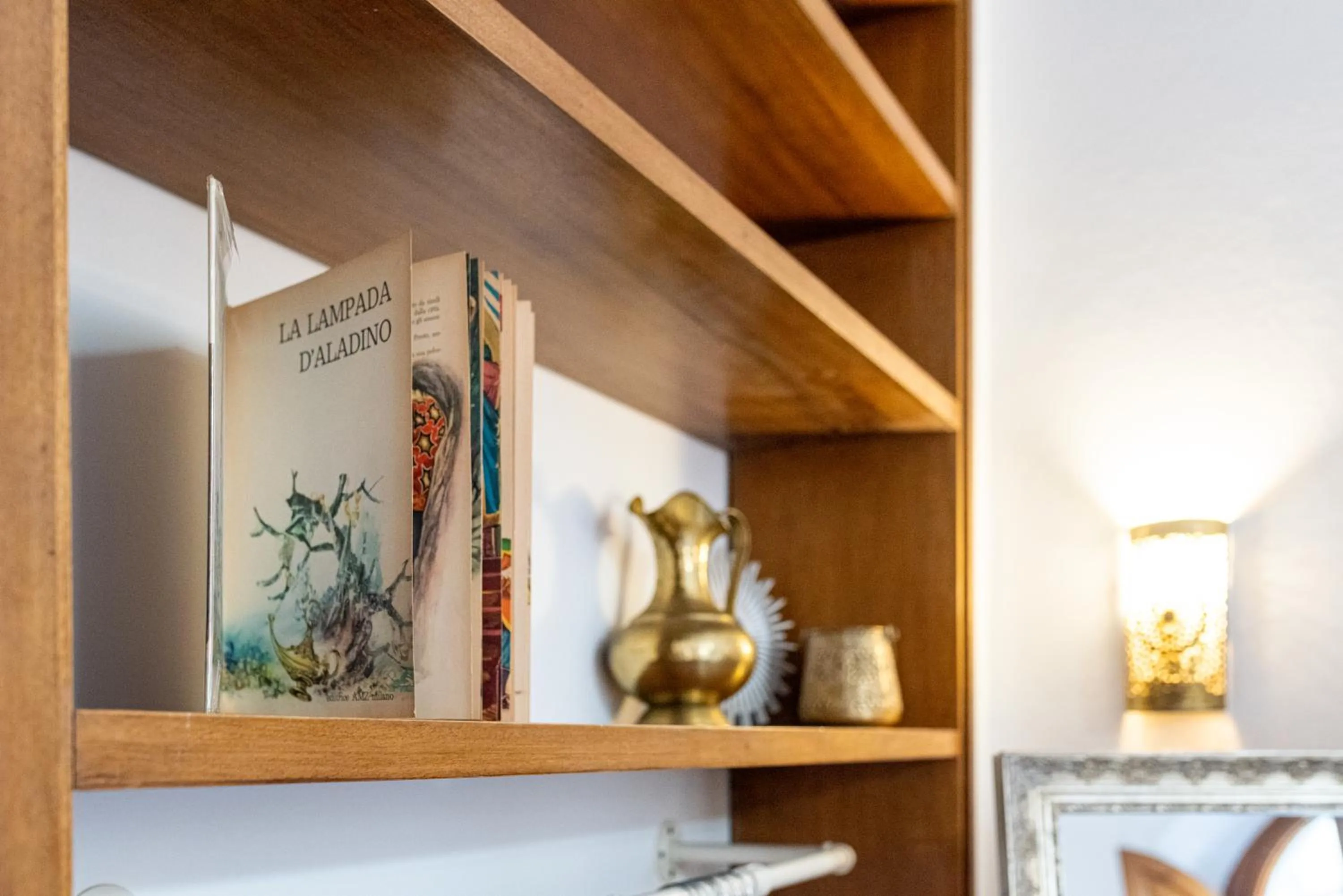 Decorative detail in Strange Uncle B&B