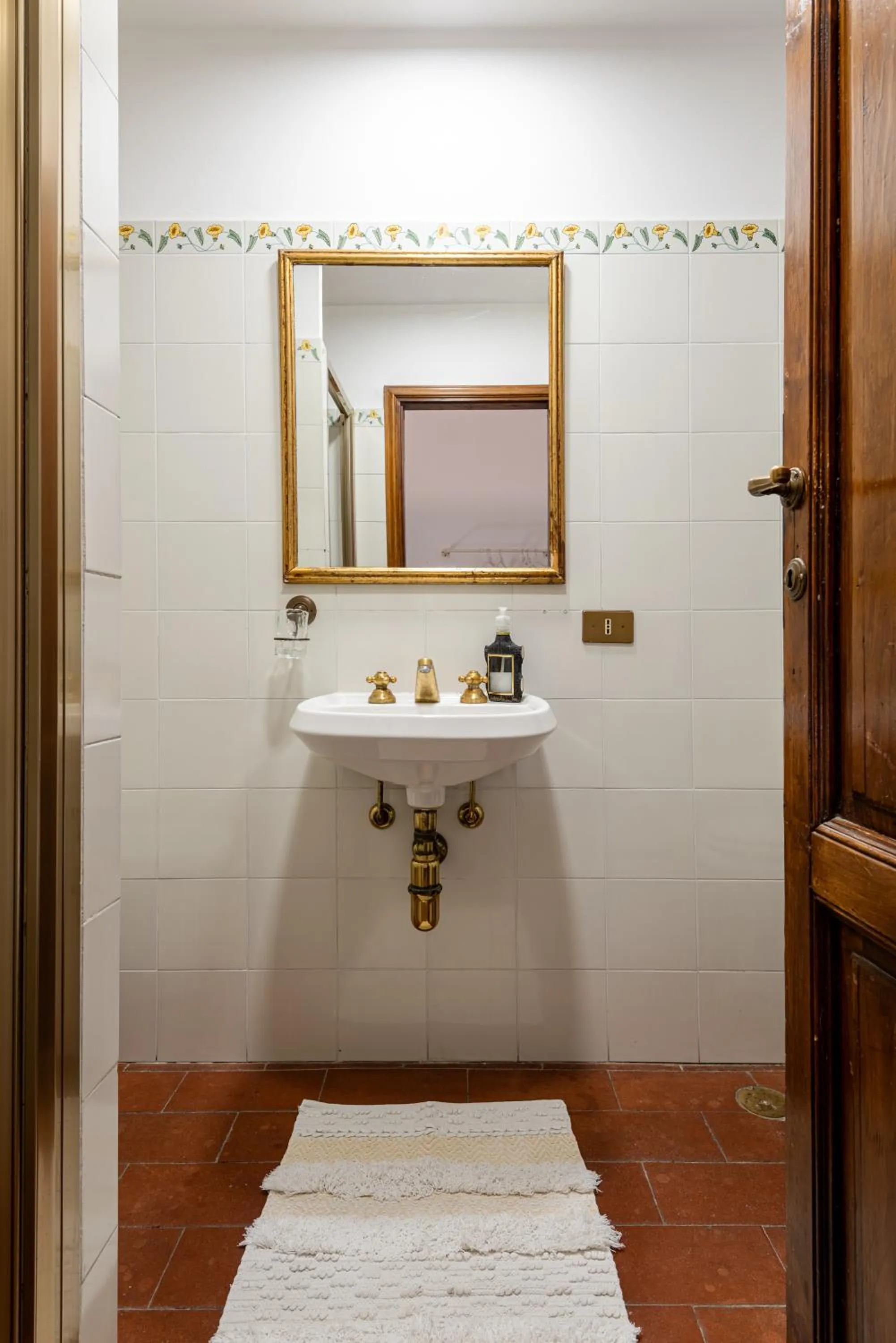 Bathroom in Strange Uncle B&B