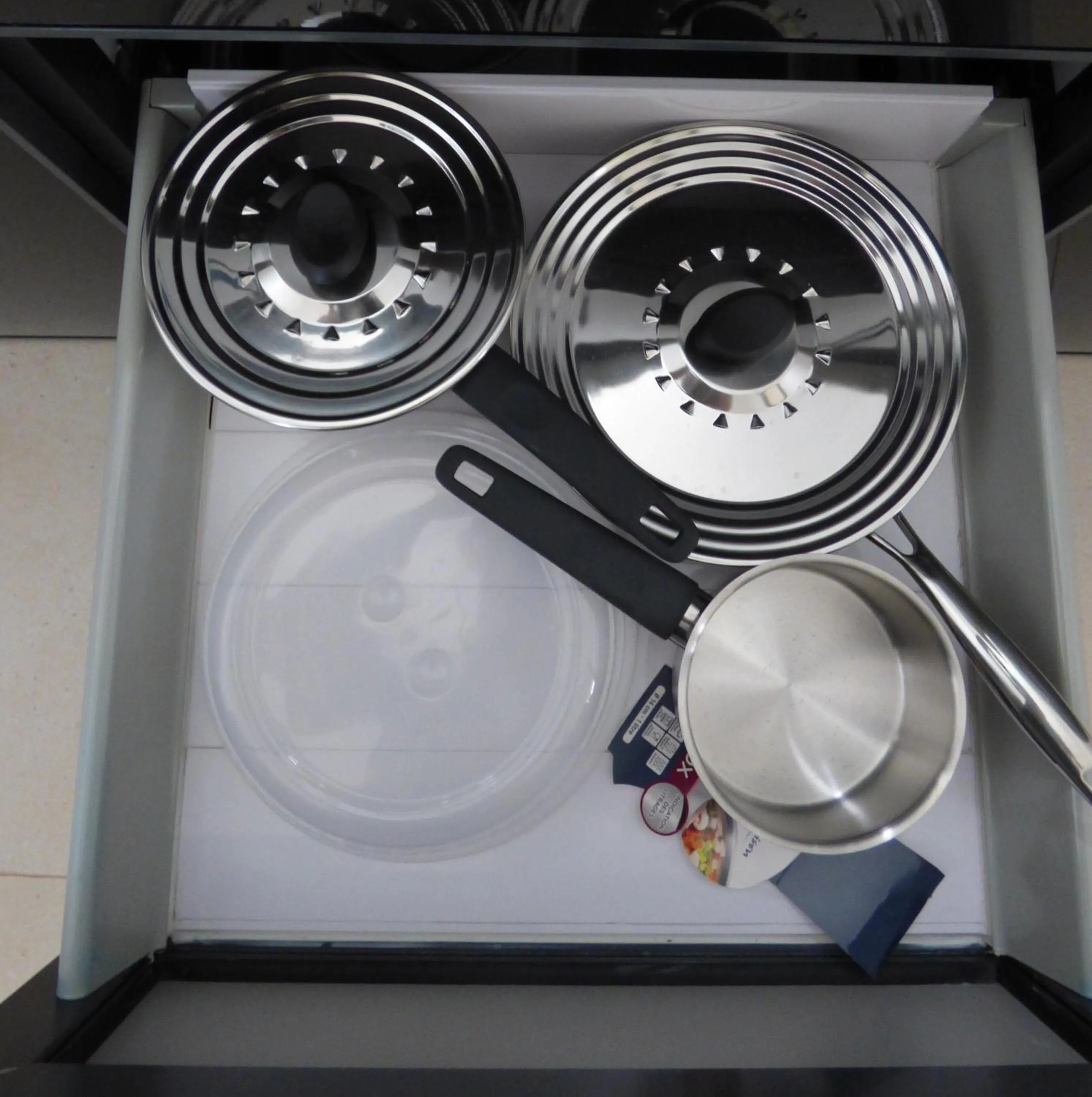 kitchen in La Nuit Étoilée , Restez plus, payez moins !