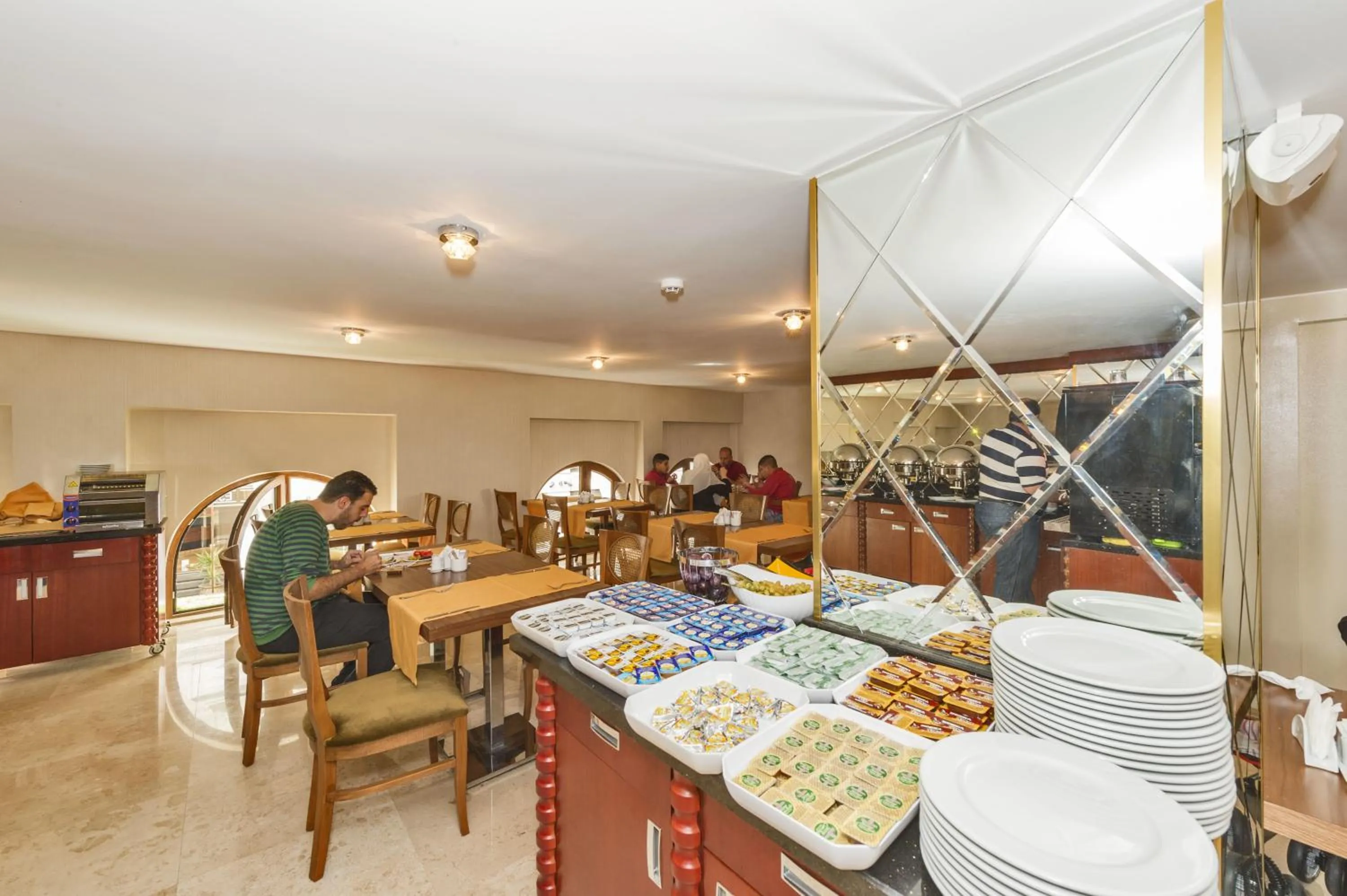 Restaurant/places to eat in Escardın hotel