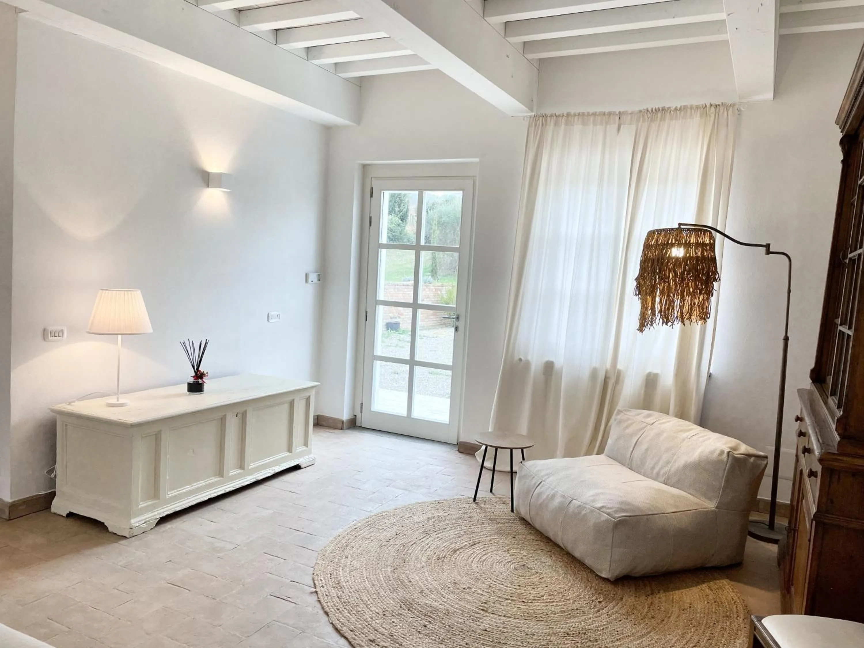 Communal lounge/ TV room, Bed in Agriturismo Antica Corte