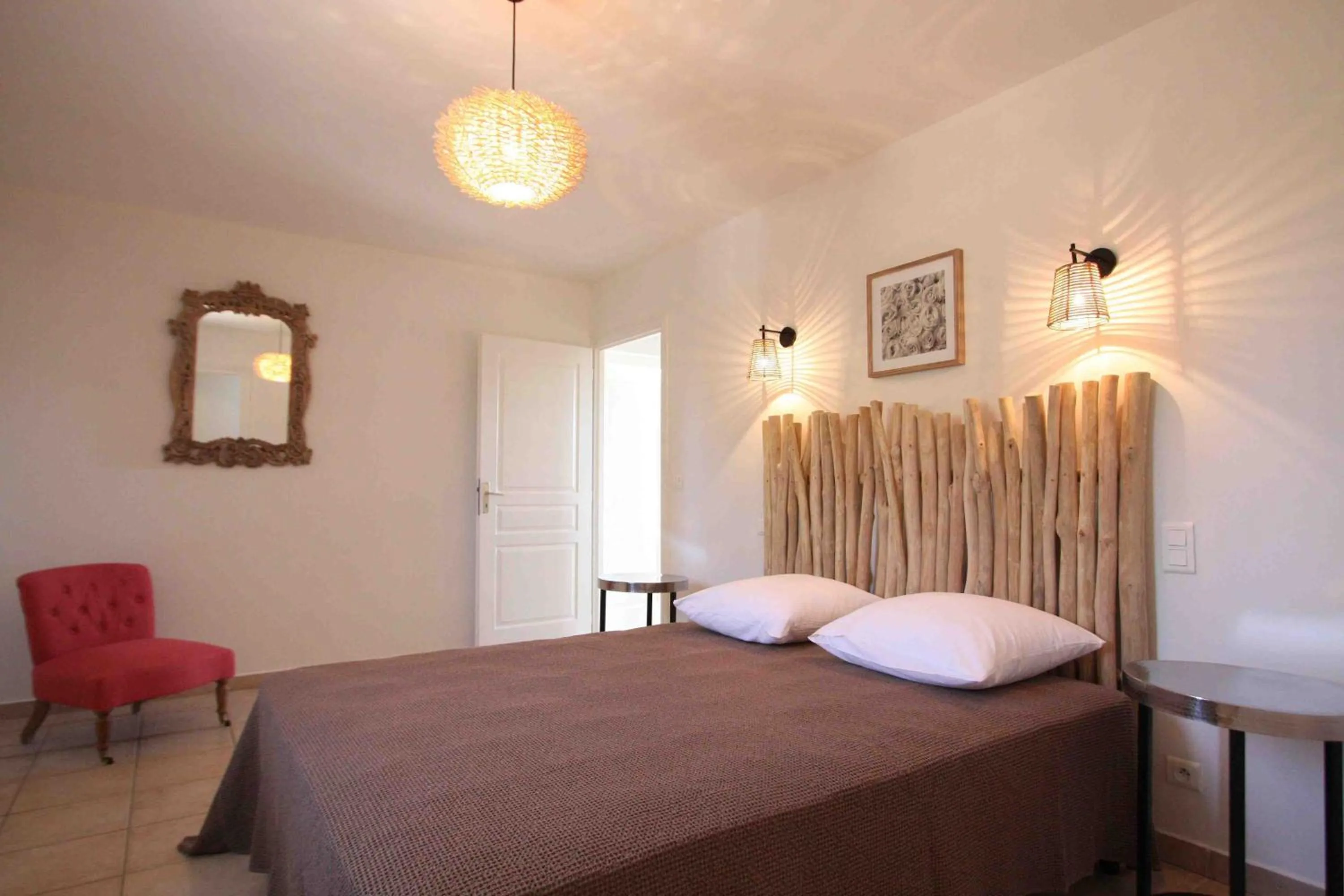 Bedroom, Bed in Residence Catherine