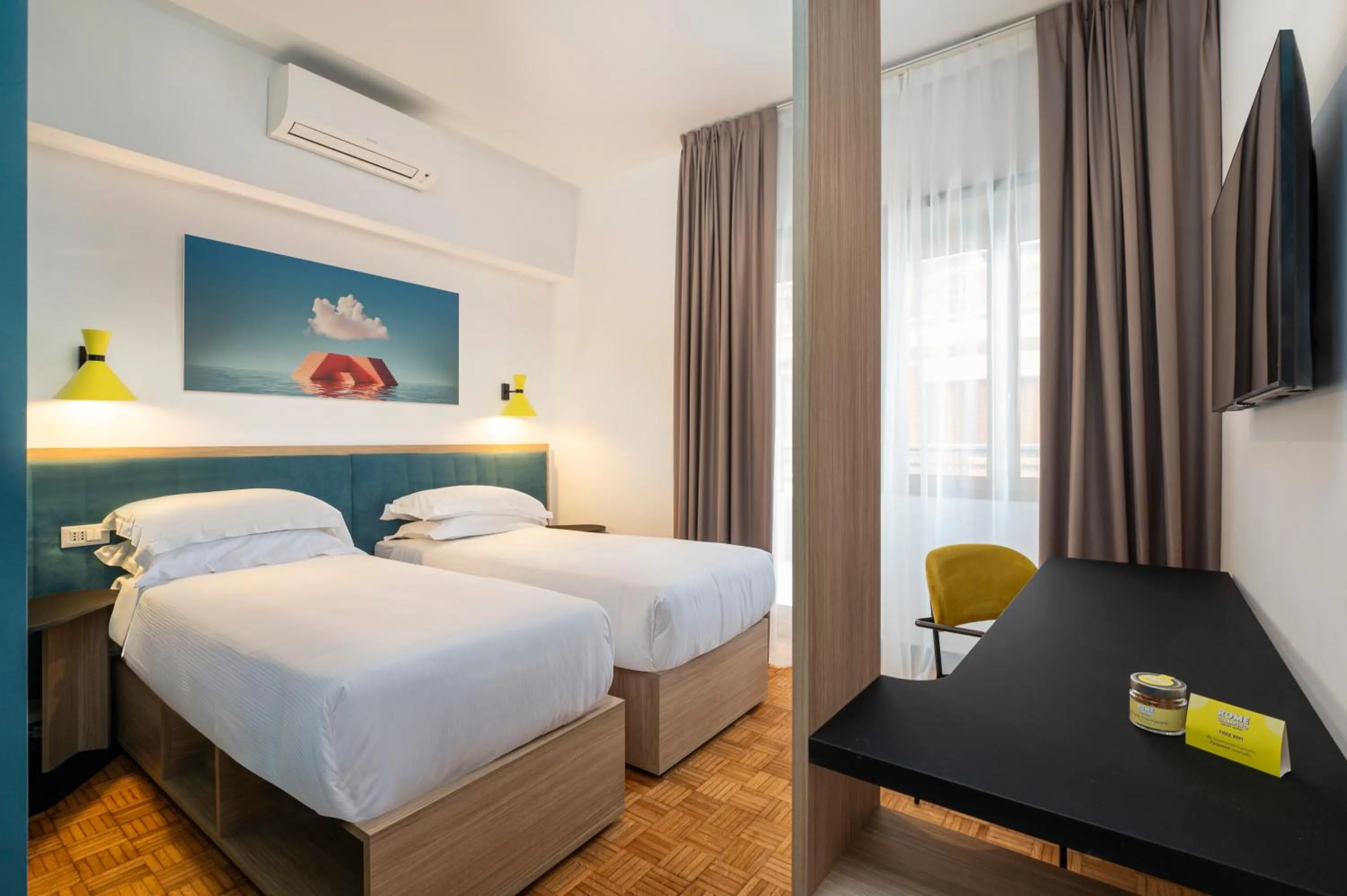 Bed in Rome Ciampino Smart Hotel