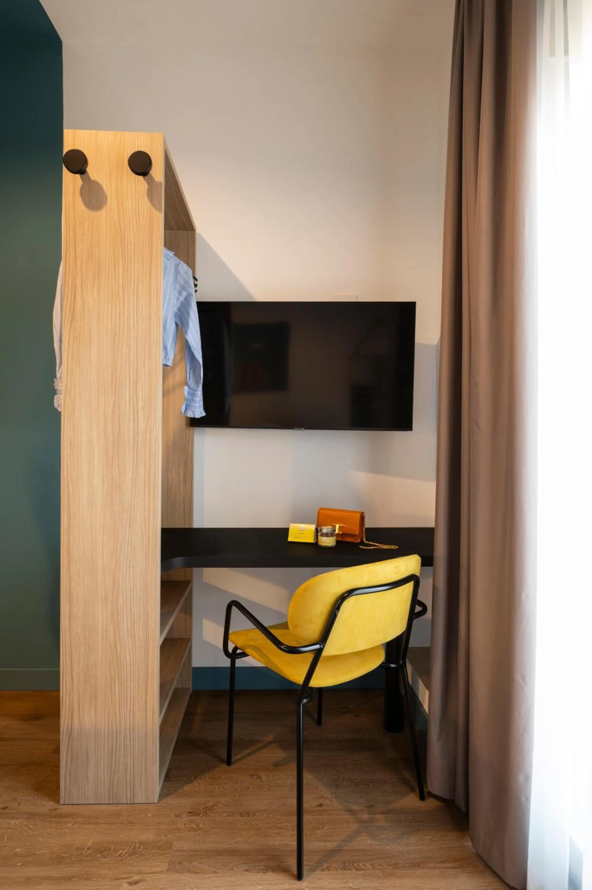 TV and multimedia in Rome Ciampino Smart Hotel