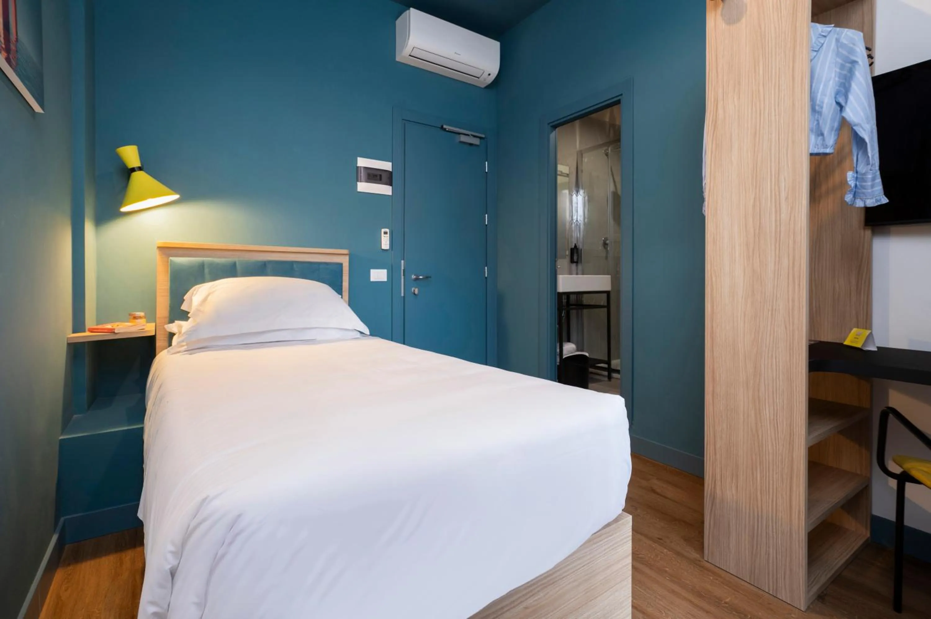 Bed in Rome Ciampino Smart Hotel