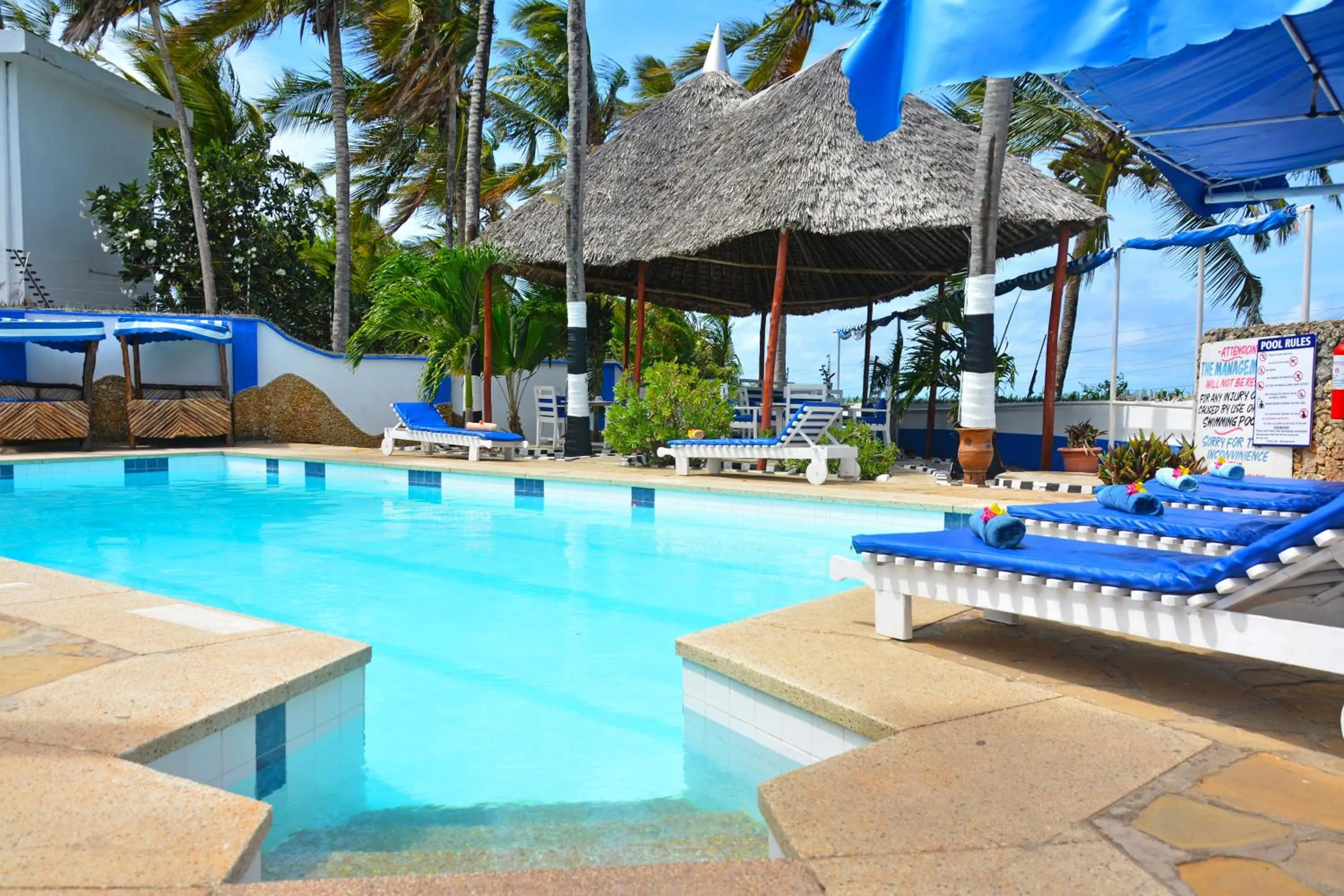Swimming pool in Ocean View Nyali Boutique Hotel