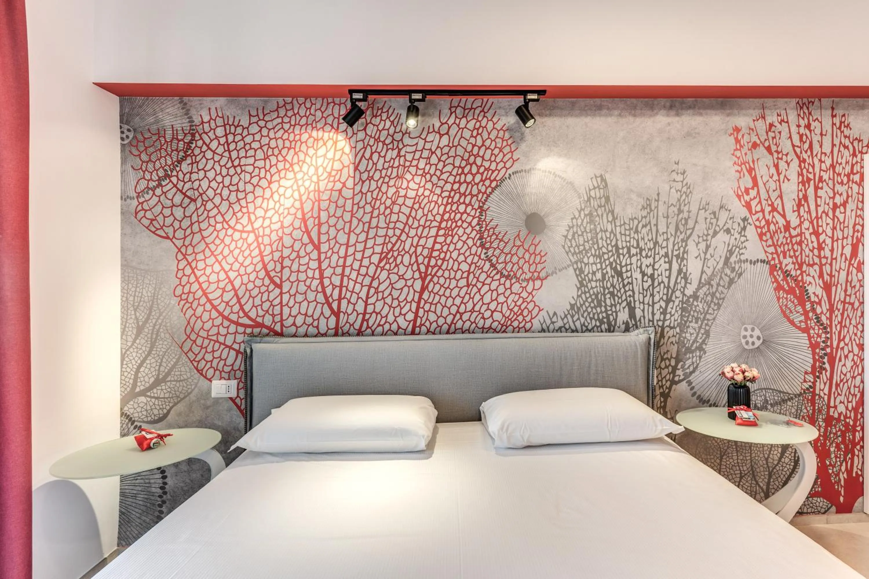 Bedroom, Bed in National Square Napoli