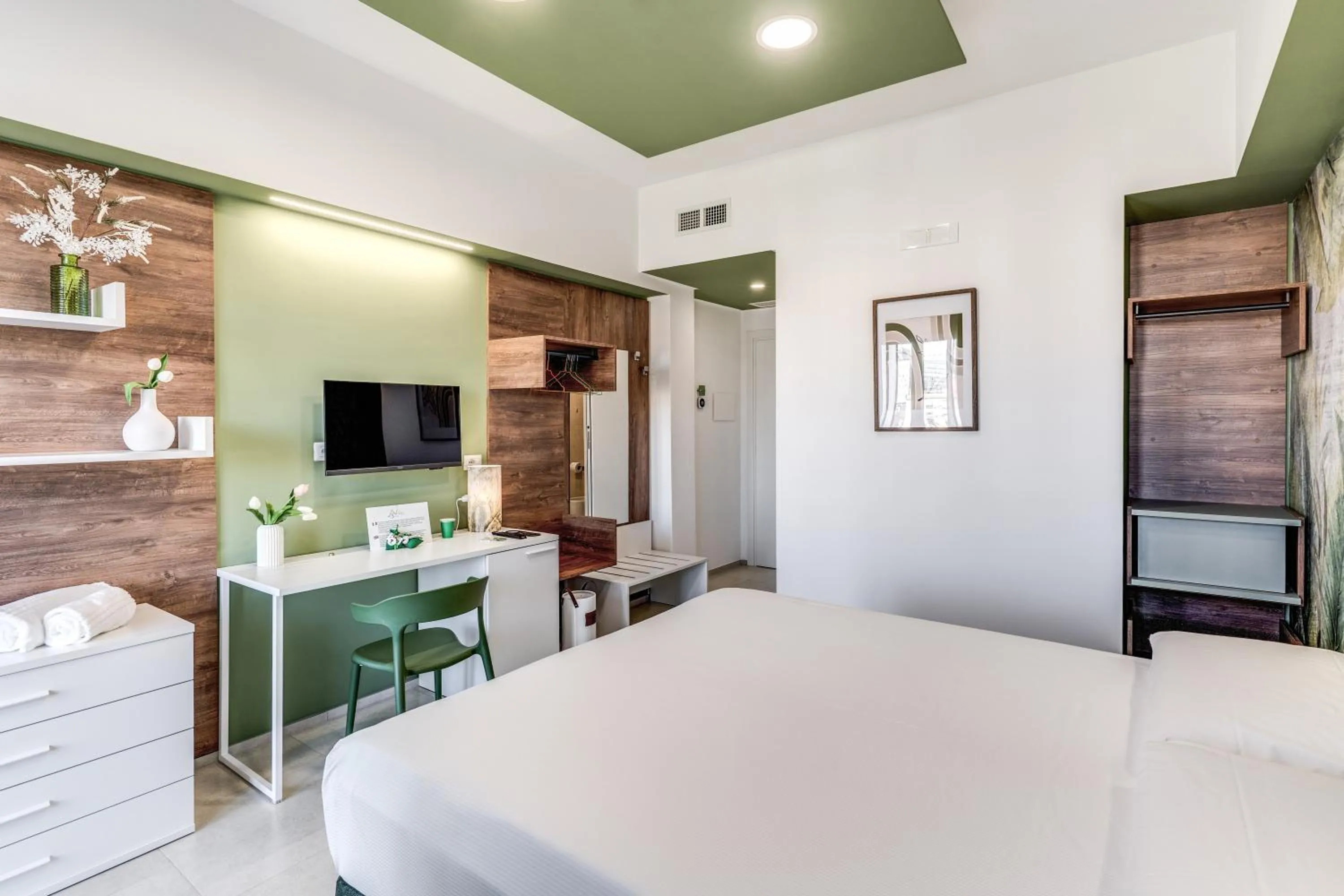 Photo of the whole room in National Square Napoli