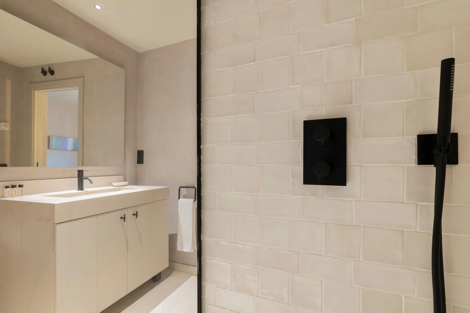 Bathroom in Rio by Wynwood House