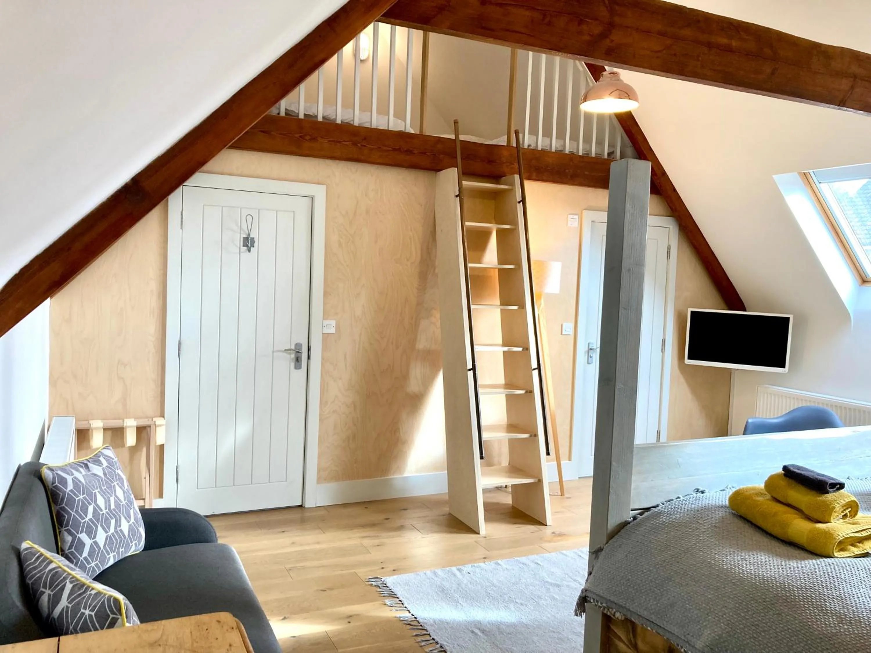 TV and multimedia, Bed in Westbury Cross House Bed & Breakfast