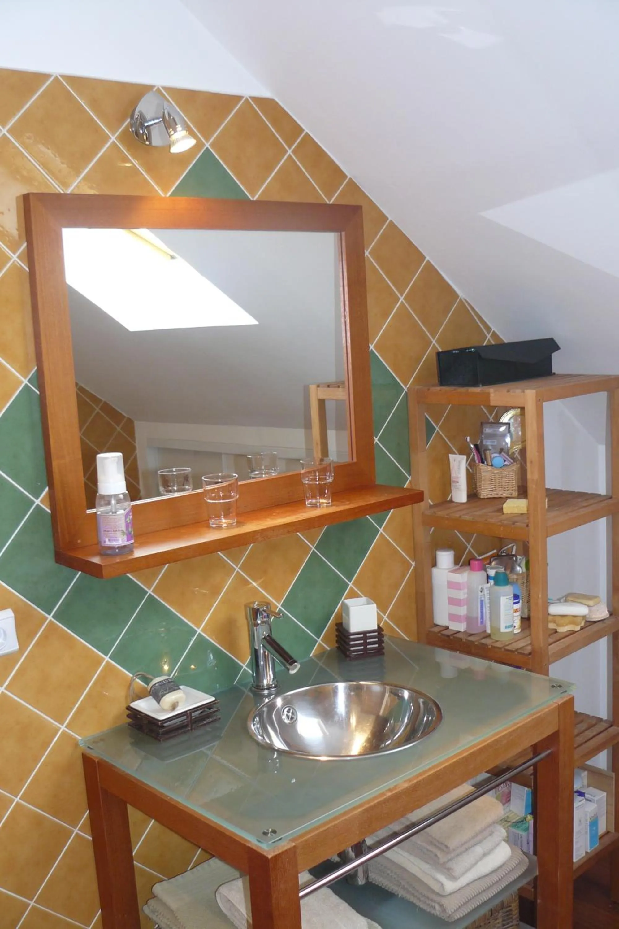 Bathroom in Porte de Paris