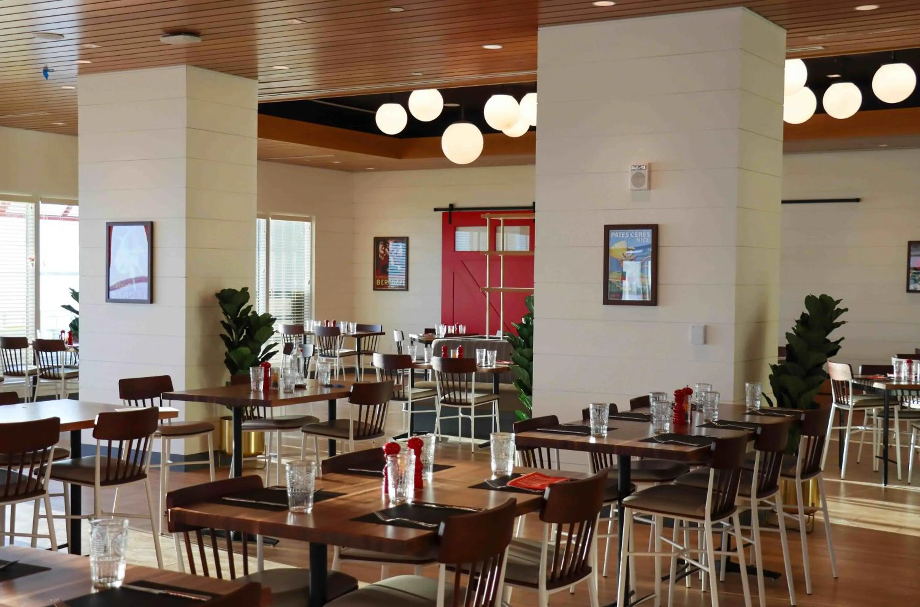 Restaurant/places to eat in Sunseeker Resort Florida Gulf Coast, Curio Collection Hilton