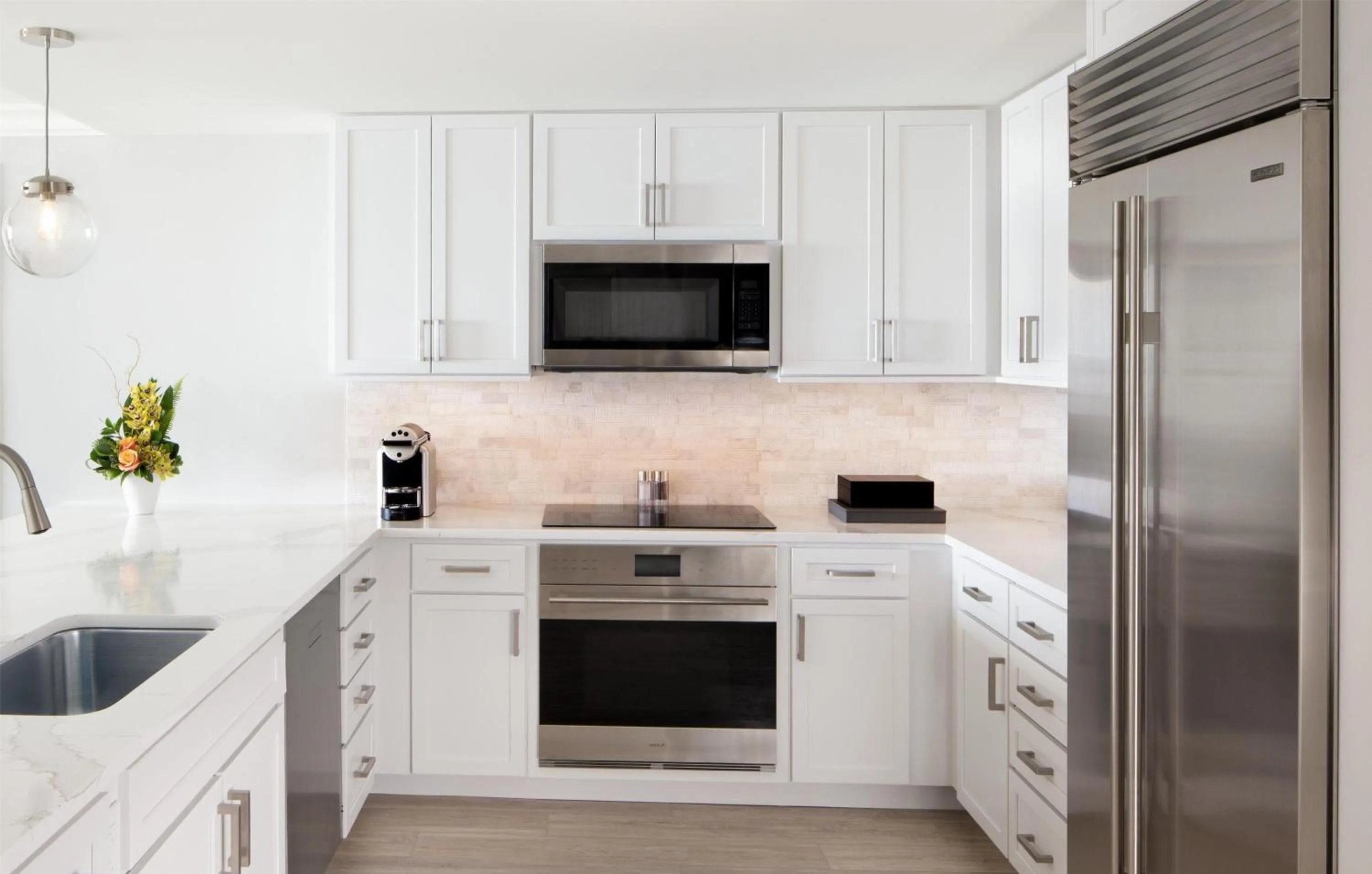 Kitchen or kitchenette in Sunseeker Resort Florida Gulf Coast, Curio Collection Hilton