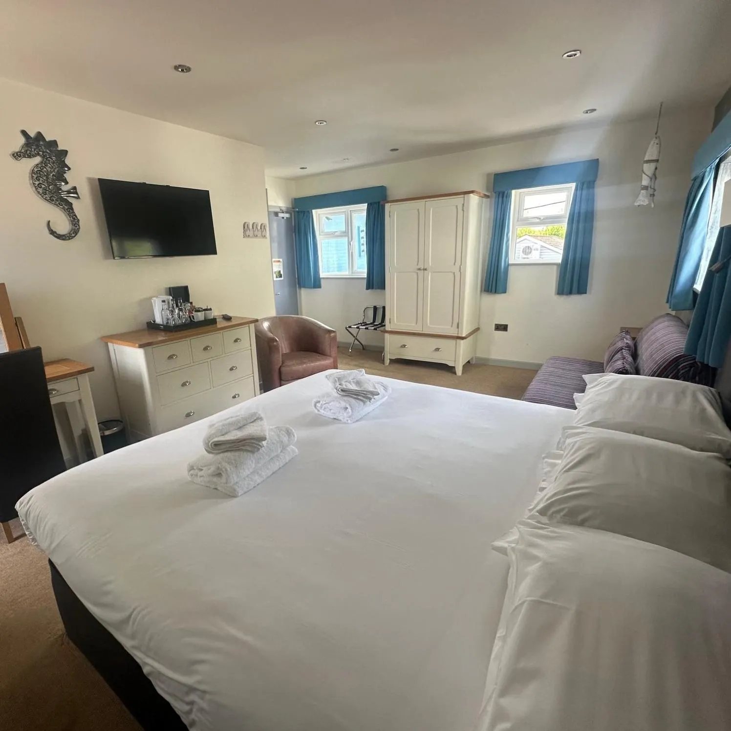 Bedroom, Bed in Waveney Inn & Hotel