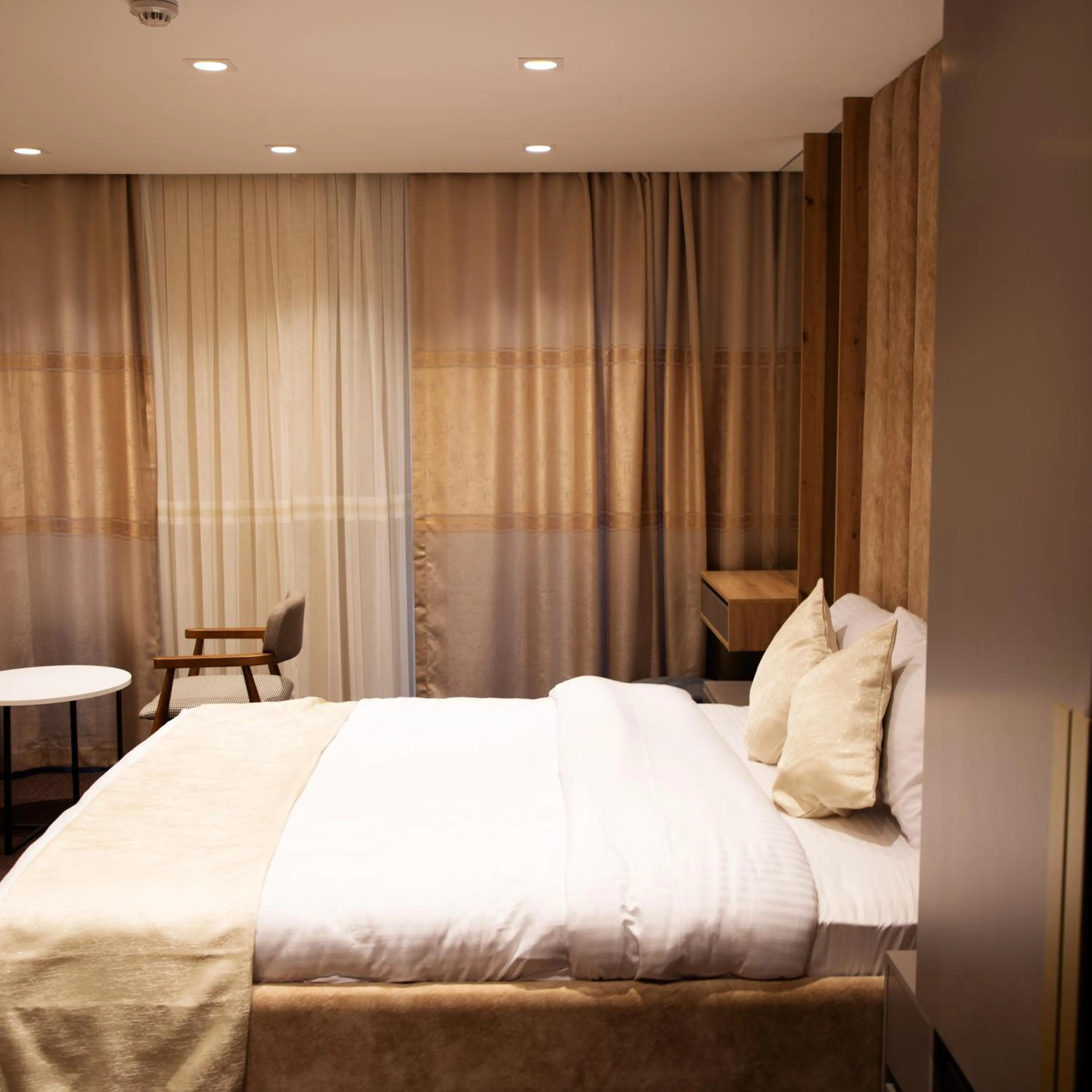 Decorative detail, Bed in Sabiha Sultan Hotel-Karakoy