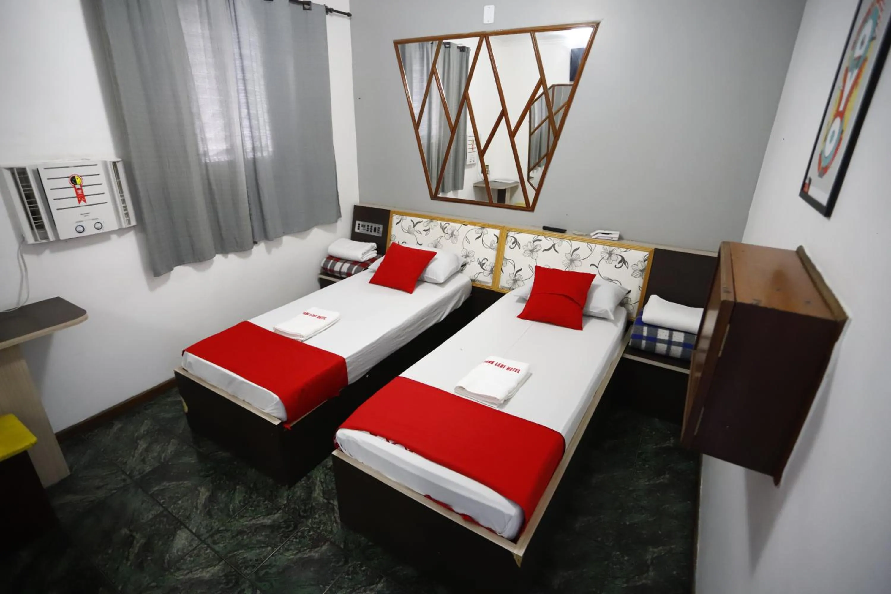 Bed in Hotel Park Leste, São Paulo