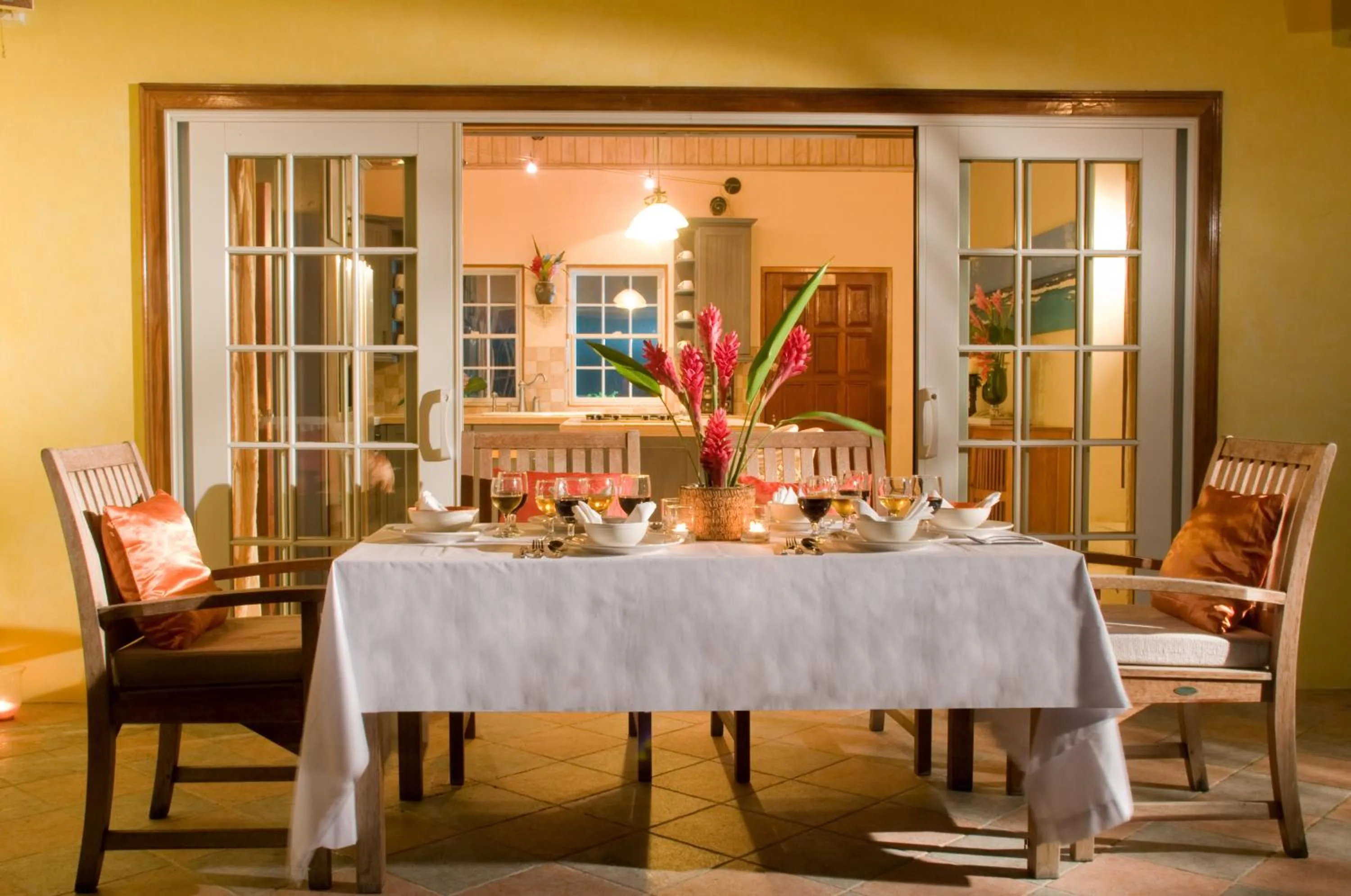 Dining area in Maca Bana